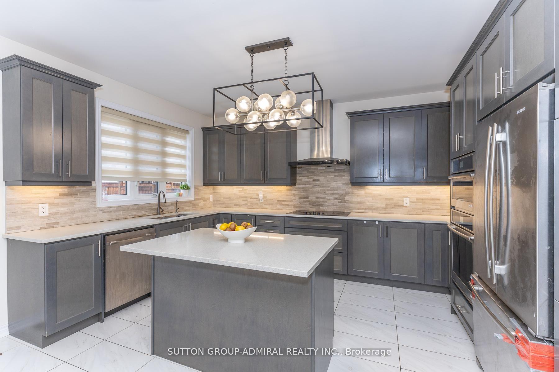 Photo 18 of 30 Albert Spencer Avenue, Caledon, Caledon East — HOMEH
