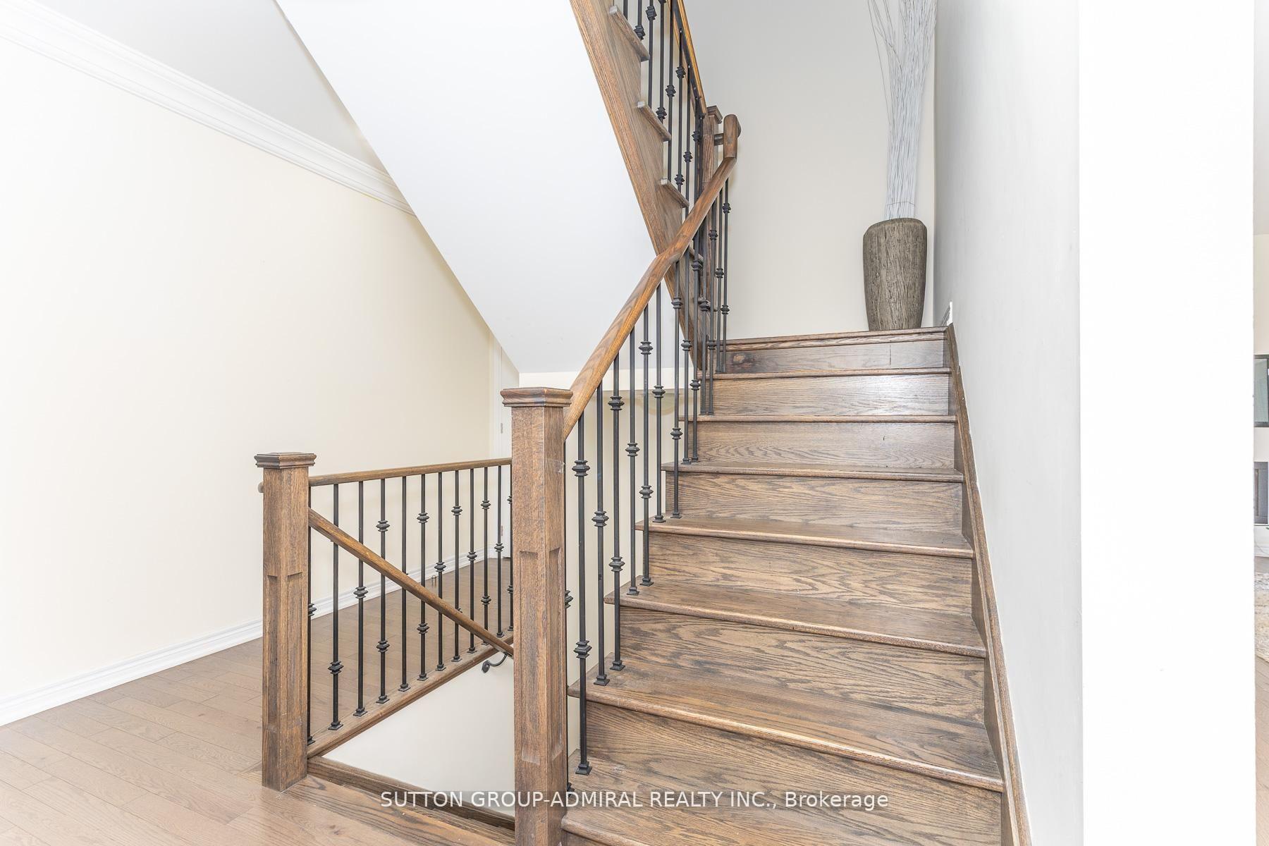 Photo 20 of 30 Albert Spencer Avenue, Caledon, Caledon East — HOMEH