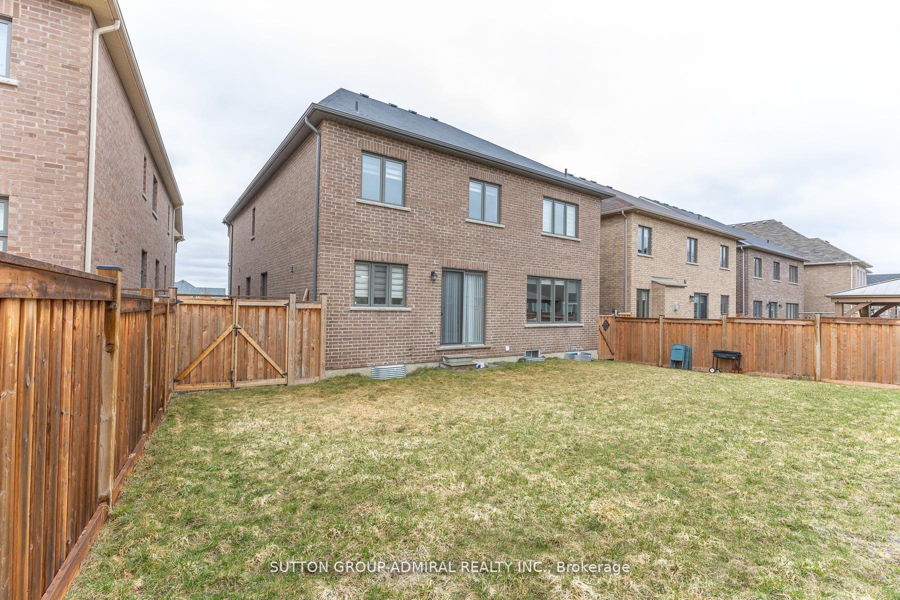 Photo 41 of 30 Albert Spencer Avenue, Caledon, Caledon East — HOMEH
