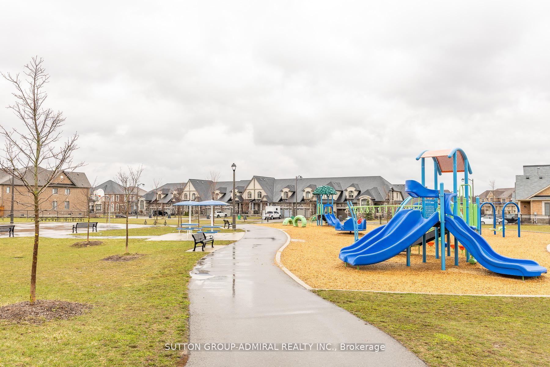 Photo 45 of 30 Albert Spencer Avenue, Caledon, Caledon East — HOMEH
