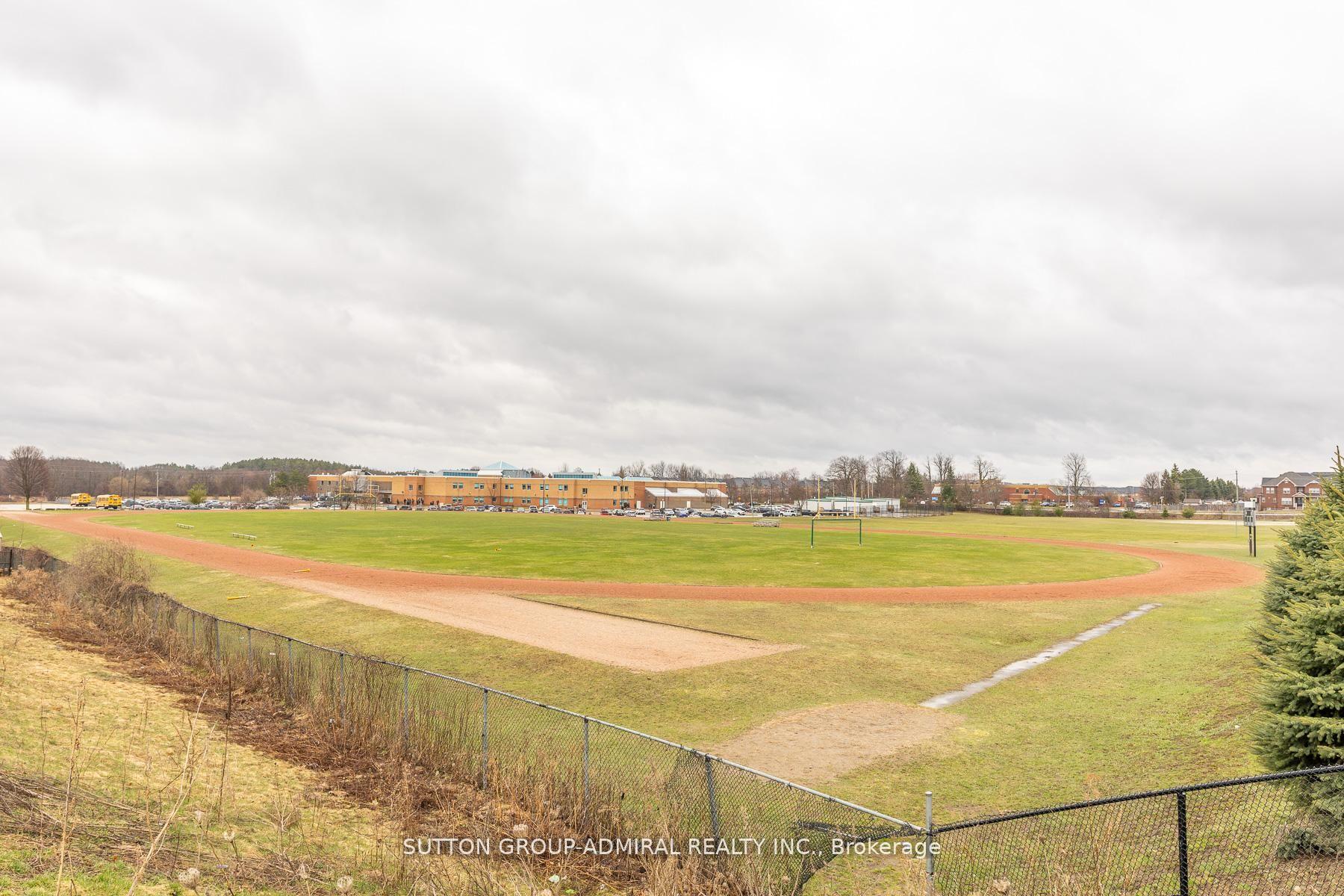 Photo 48 of 30 Albert Spencer Avenue, Caledon, Caledon East — HOMEH