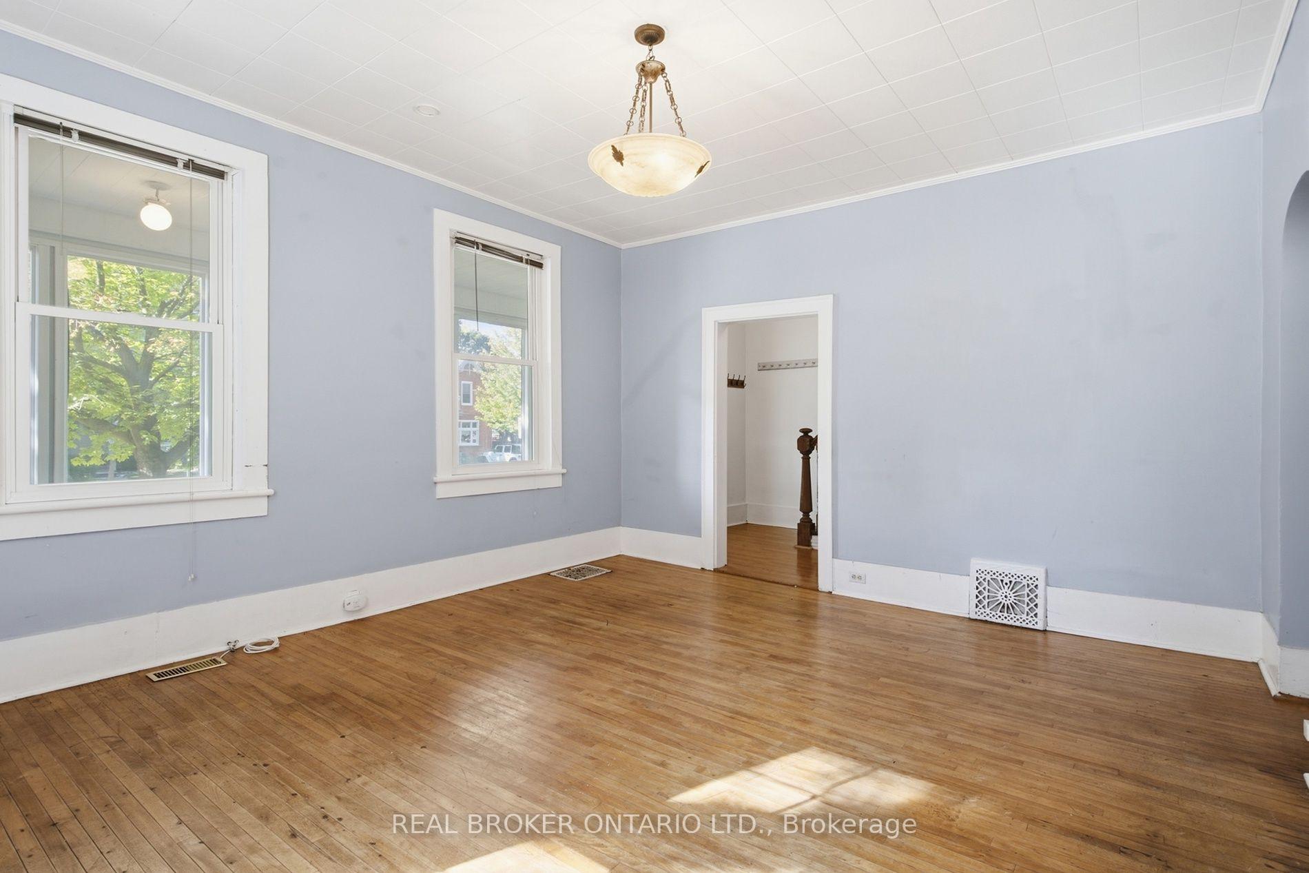 Photo 8 of 162 Joseph Street, Kitchener, City Commercial Core — HOMEH