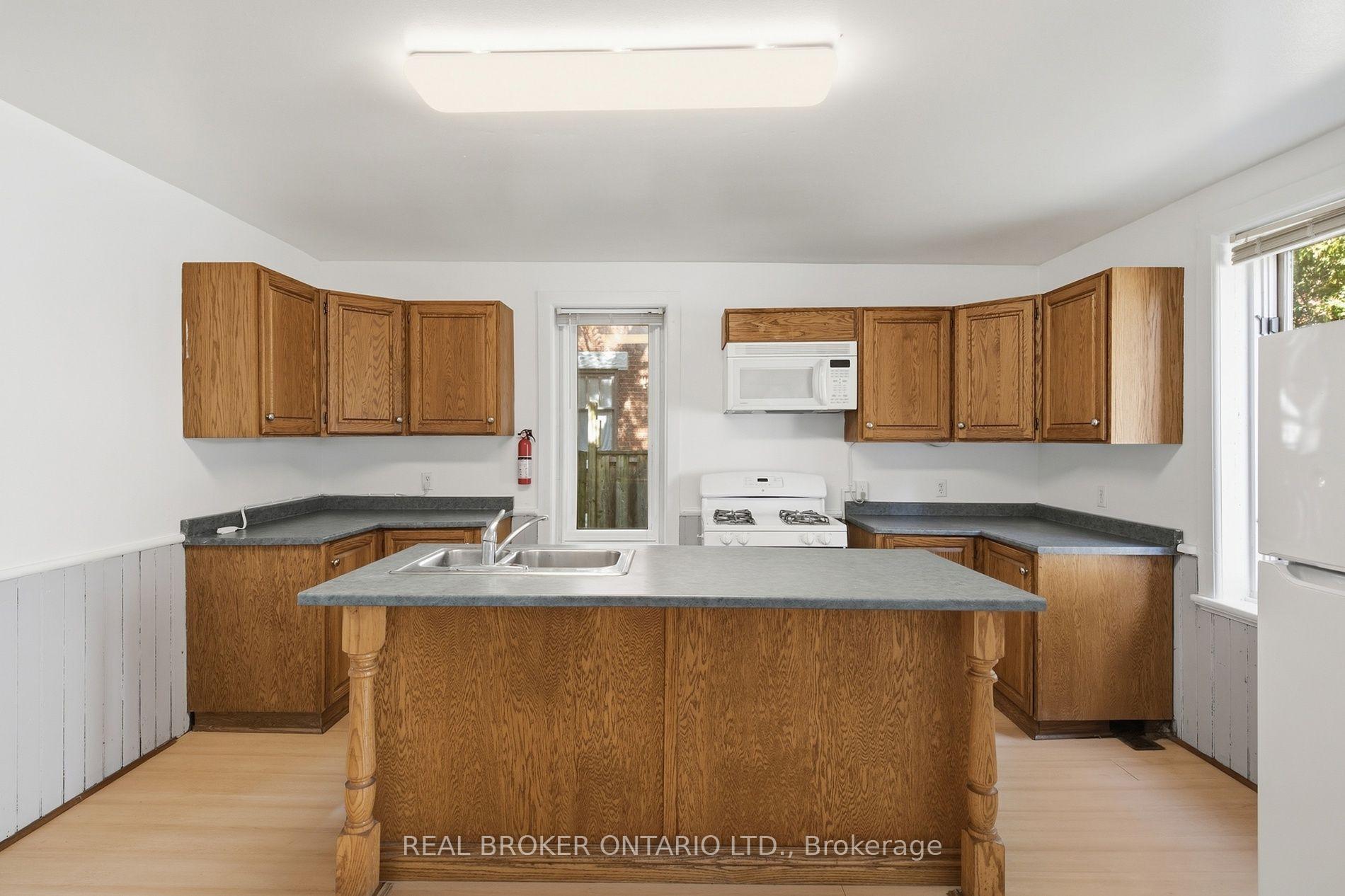 Photo 17 of 162 Joseph Street, Kitchener, City Commercial Core — HOMEH