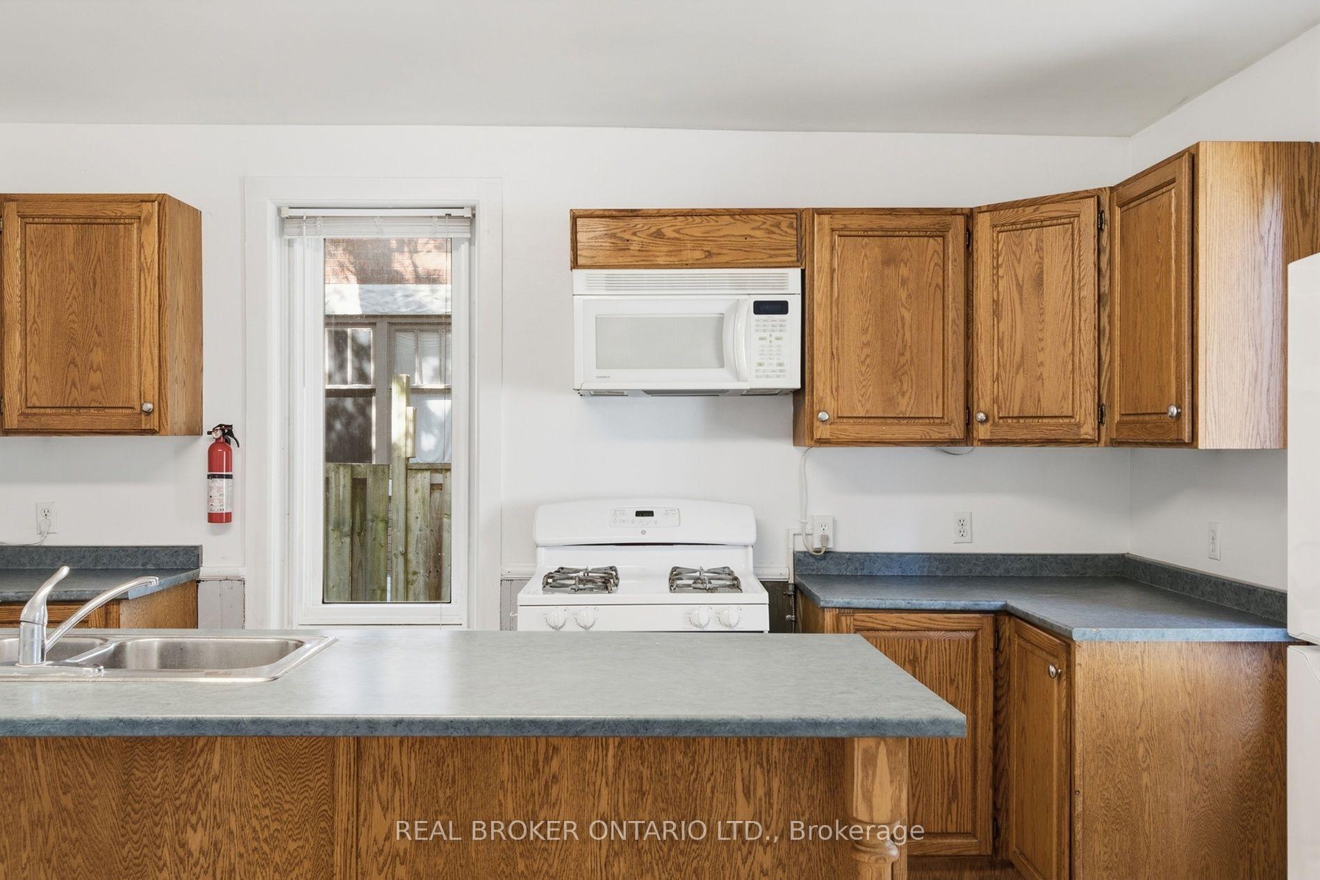 Photo 18 of 162 Joseph Street, Kitchener, City Commercial Core — HOMEH