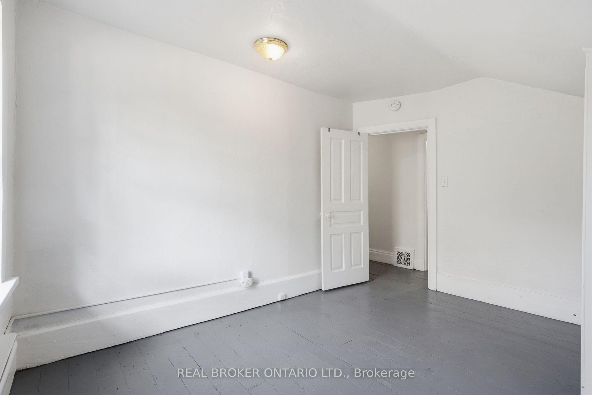 Photo 24 of 162 Joseph Street, Kitchener, City Commercial Core — HOMEH