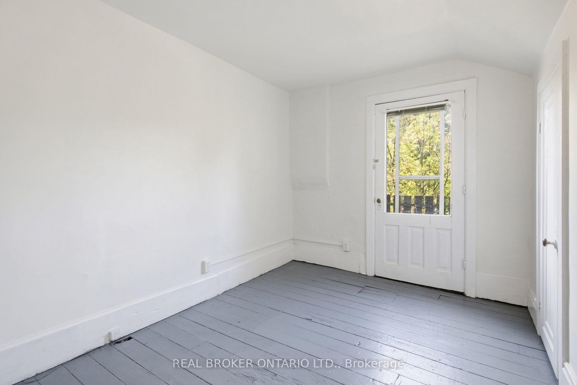 Photo 25 of 162 Joseph Street, Kitchener, City Commercial Core — HOMEH
