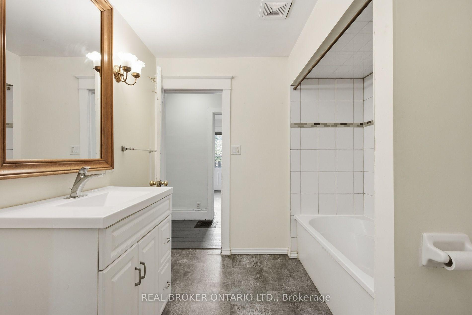 Photo 29 of 162 Joseph Street, Kitchener, City Commercial Core — HOMEH