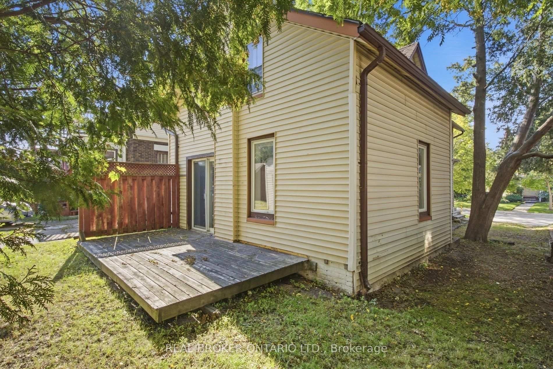 Photo 36 of 162 Joseph Street, Kitchener, City Commercial Core — HOMEH