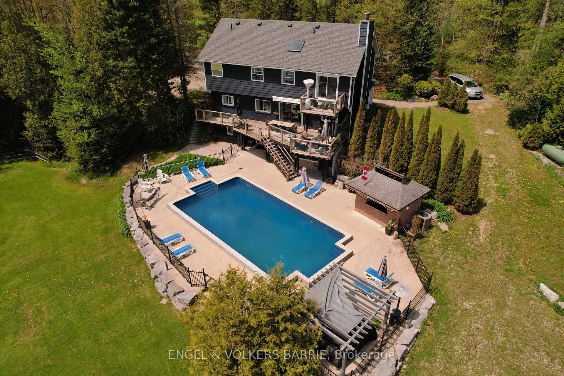 Photo 35 of 1441 Hendrie Road, Springwater, Rural Springwater — HOMEH