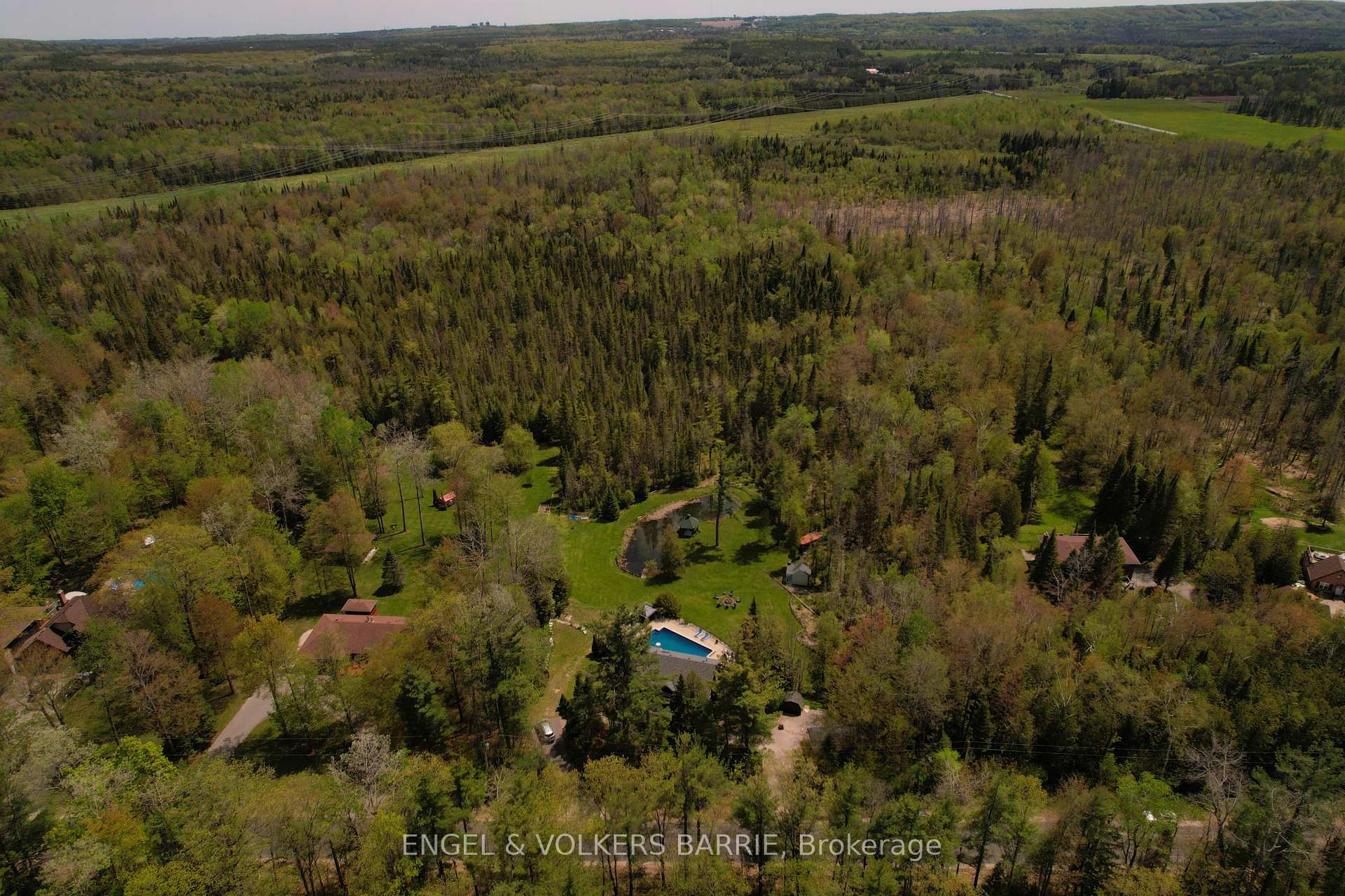Photo 36 of 1441 Hendrie Road, Springwater, Rural Springwater — HOMEH