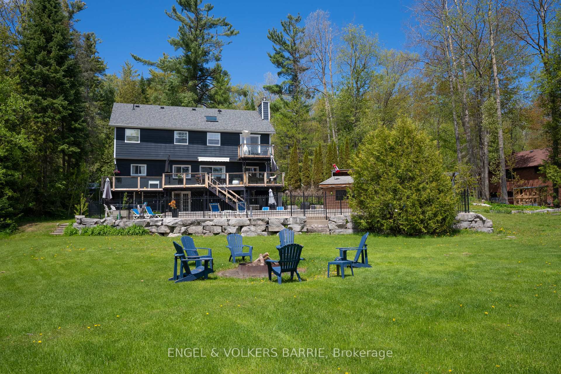 Photo 37 of 1441 Hendrie Road, Springwater, Rural Springwater — HOMEH