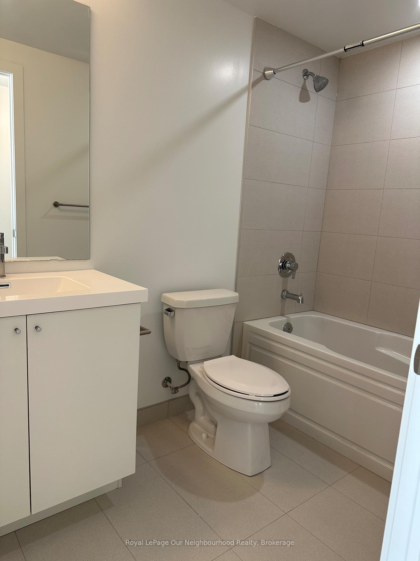 Photo 10 of Unit 2615, 2545 Simcoe Street N, Oshawa, Windfields — HOMEH