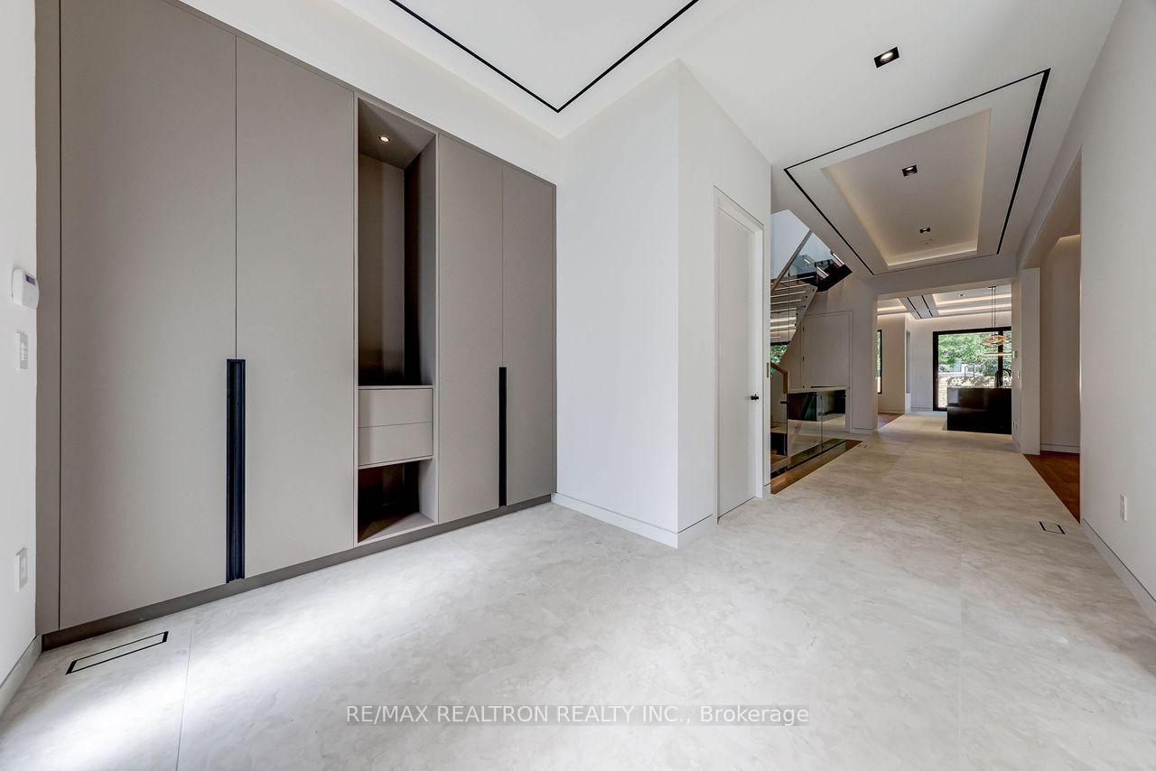Photo 6 of 24 Strathallan Boulevard, Toronto, Lawrence Park South — HOMEH