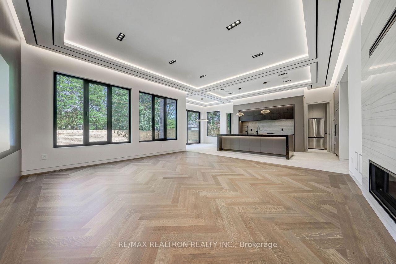 Photo 22 of 24 Strathallan Boulevard, Toronto, Lawrence Park South — HOMEH