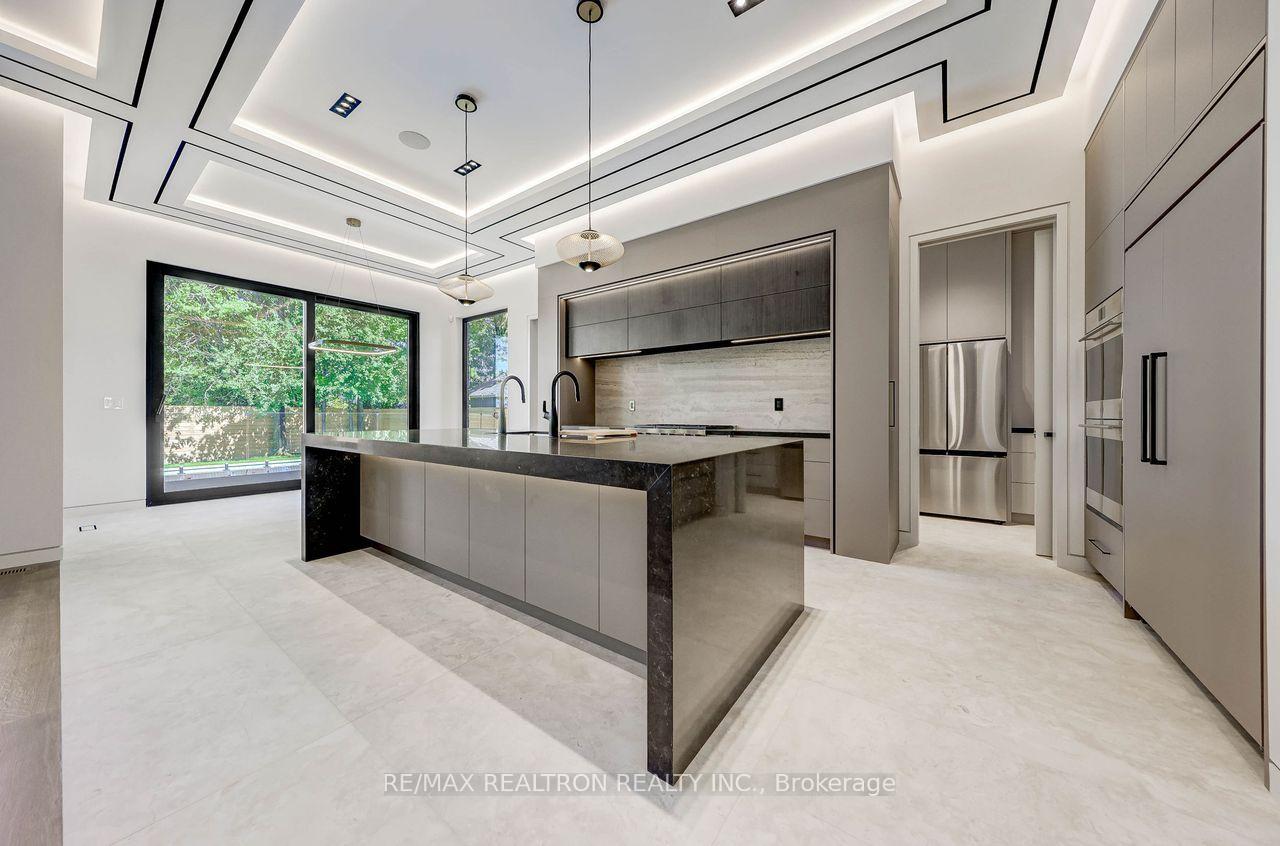 Photo 23 of 24 Strathallan Boulevard, Toronto, Lawrence Park South — HOMEH