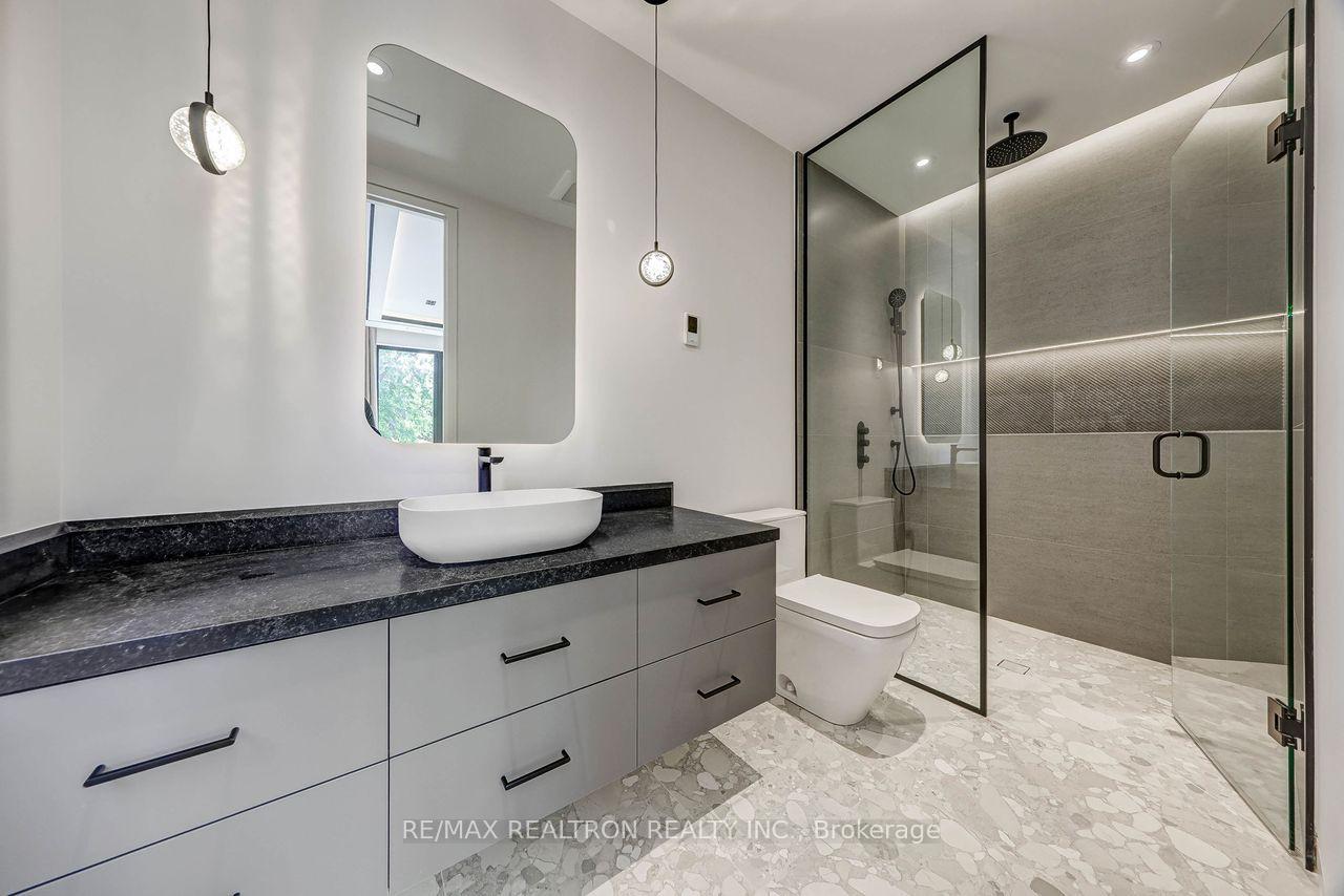 Photo 26 of 24 Strathallan Boulevard, Toronto, Lawrence Park South — HOMEH
