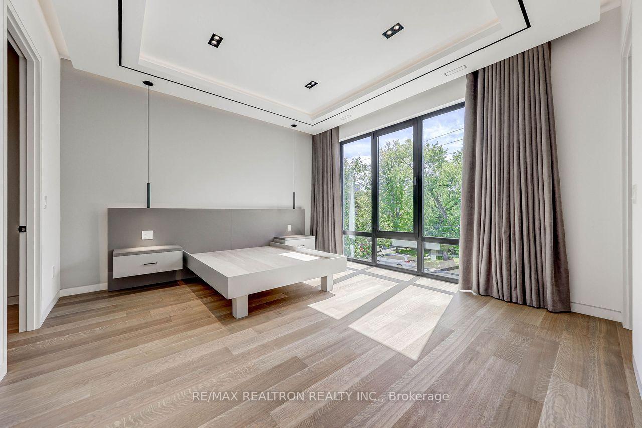 Photo 28 of 24 Strathallan Boulevard, Toronto, Lawrence Park South — HOMEH
