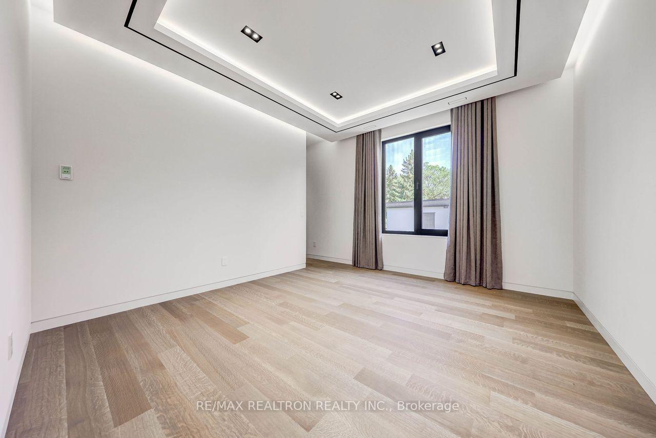 Photo 31 of 24 Strathallan Boulevard, Toronto, Lawrence Park South — HOMEH