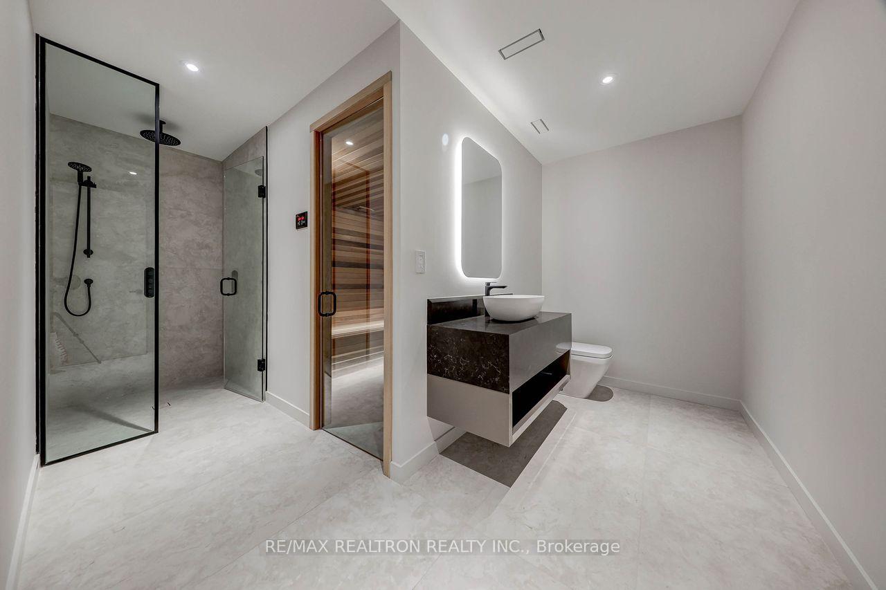 Photo 38 of 24 Strathallan Boulevard, Toronto, Lawrence Park South — HOMEH