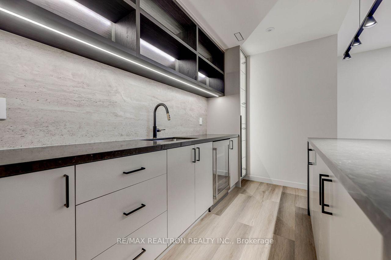 Photo 43 of 24 Strathallan Boulevard, Toronto, Lawrence Park South — HOMEH