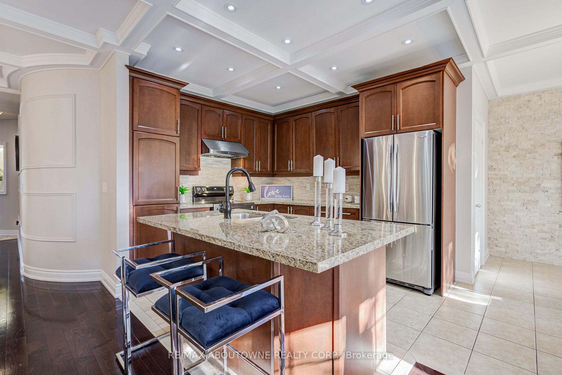Photo 13 of 4228 Fuller Crescent, Burlington, Alton — HOMEH