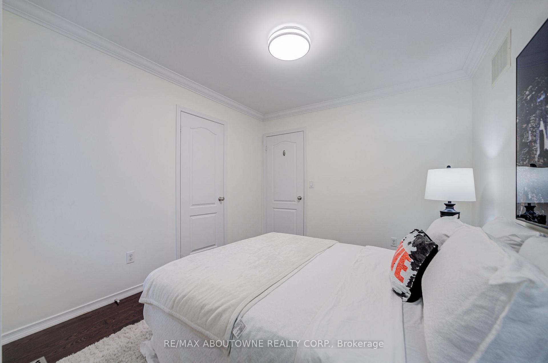 Photo 34 of 4228 Fuller Crescent, Burlington, Alton — HOMEH