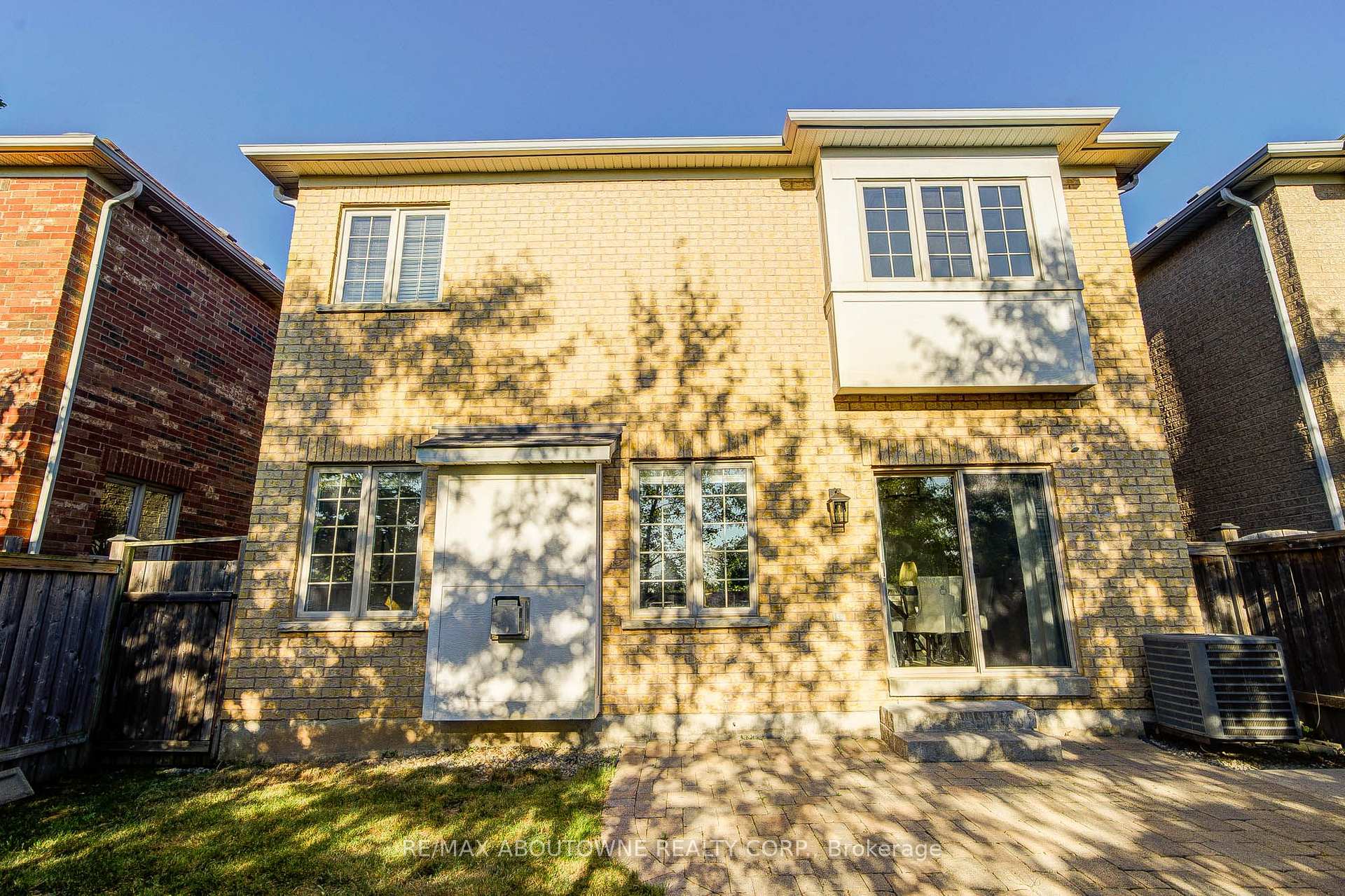 Photo 50 of 4228 Fuller Crescent, Burlington, Alton — HOMEH