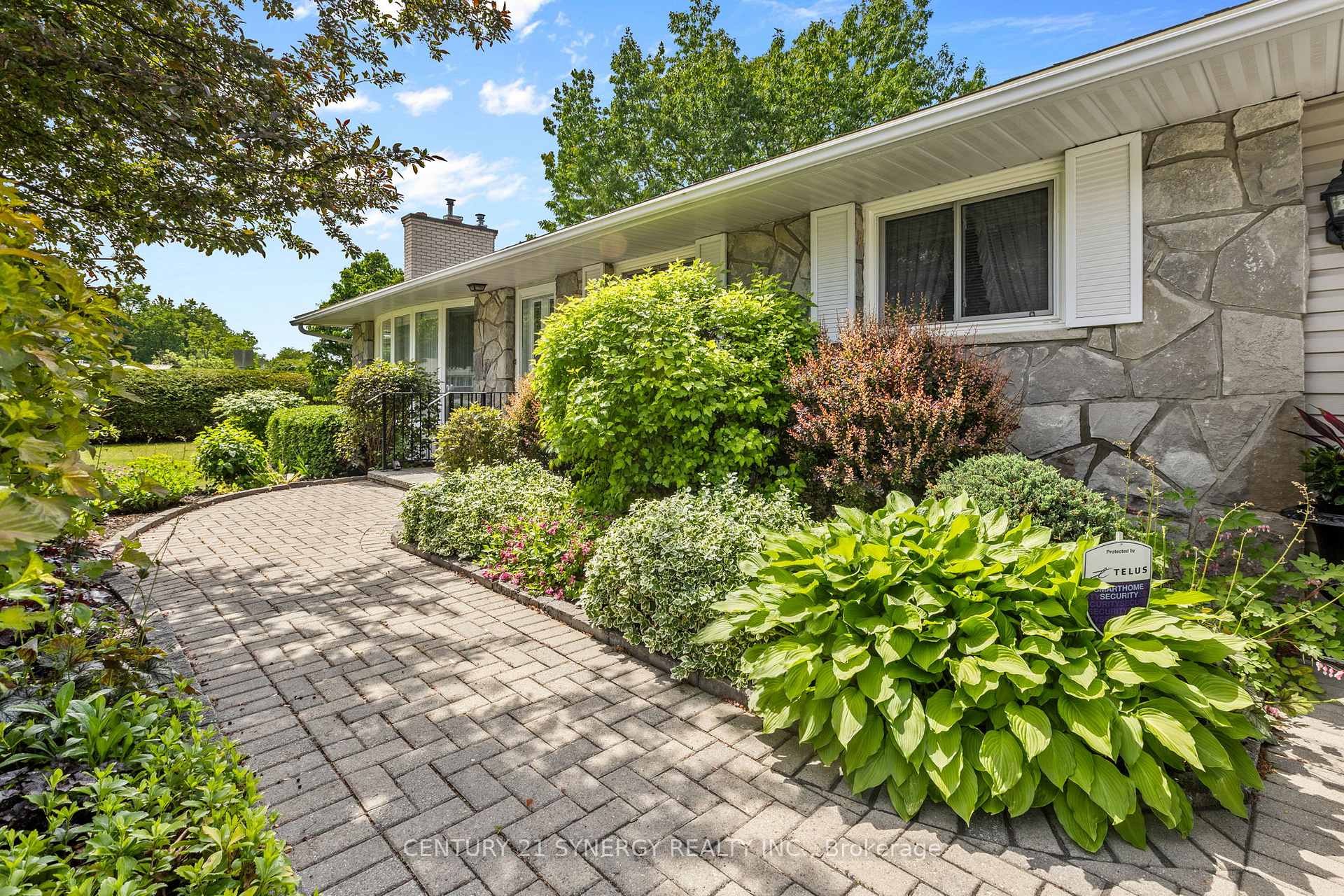 Photo 6 of 3 Auburn Street, Ottawa, Lynwood Village — HOMEH