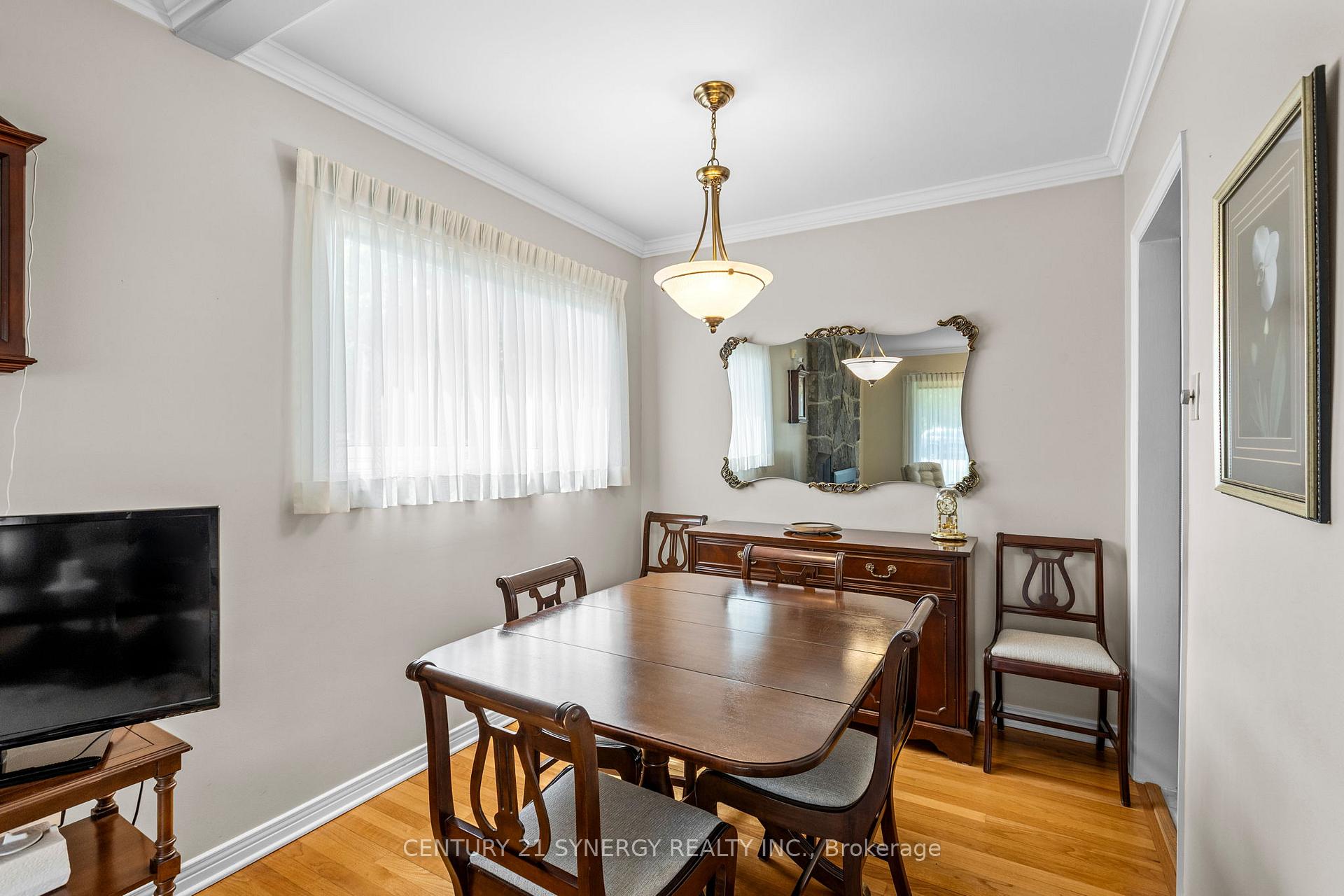 Photo 15 of 3 Auburn Street, Ottawa, Lynwood Village — HOMEH