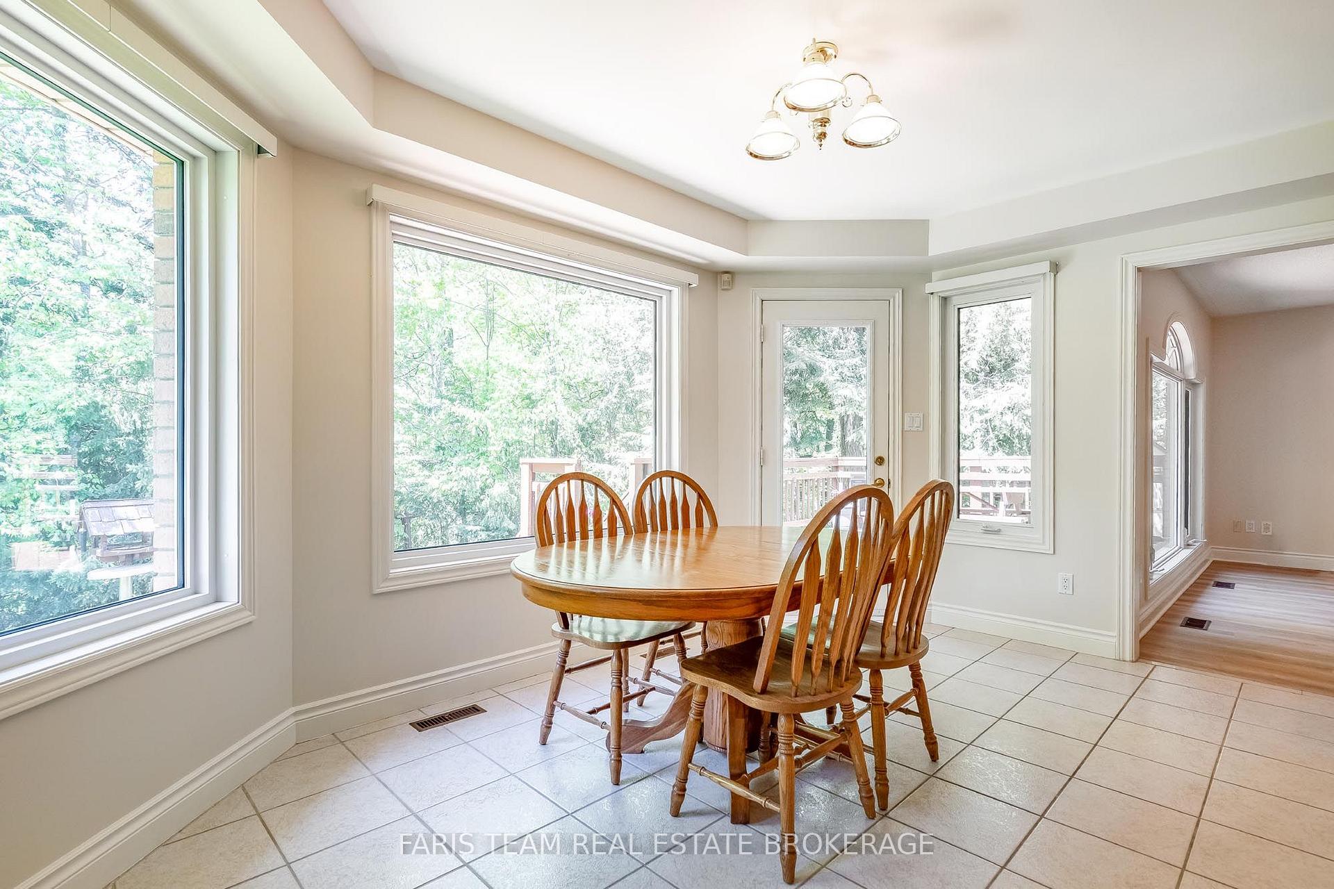 Photo 10 of 2088 Wilkinson Street, Innisfil, Rural Innisfil — HOMEH
