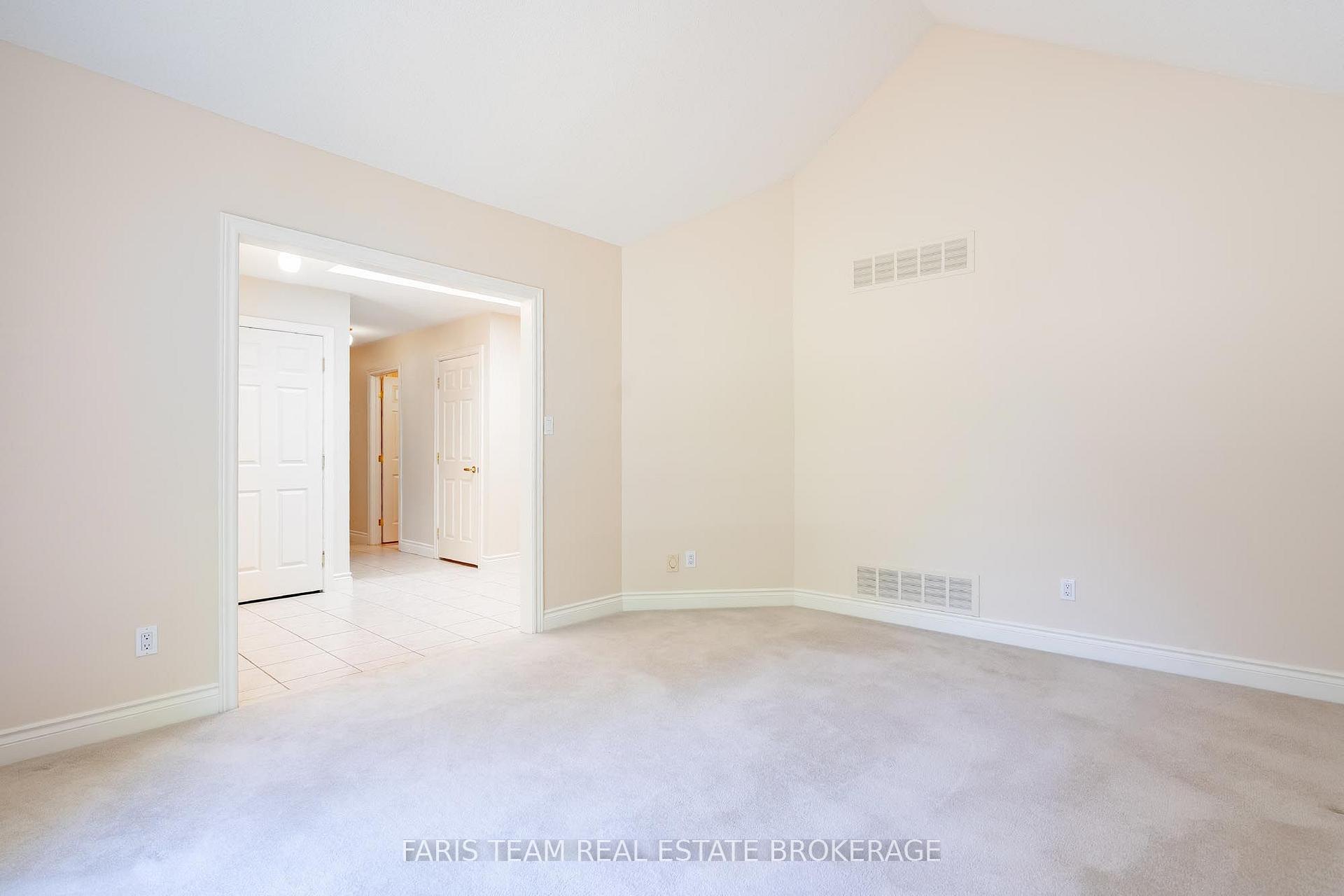 Photo 17 of 2088 Wilkinson Street, Innisfil, Rural Innisfil — HOMEH