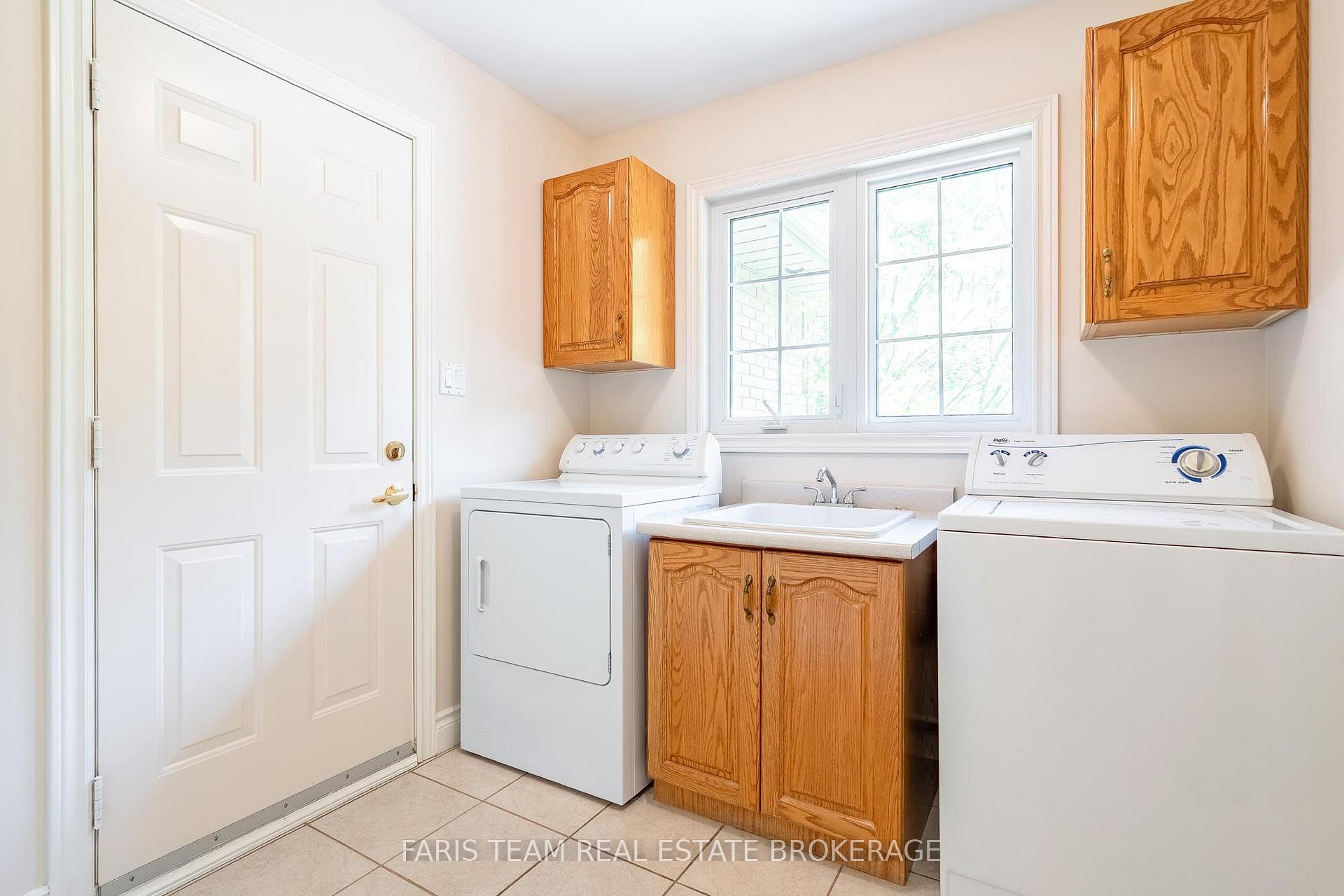 Photo 28 of 2088 Wilkinson Street, Innisfil, Rural Innisfil — HOMEH