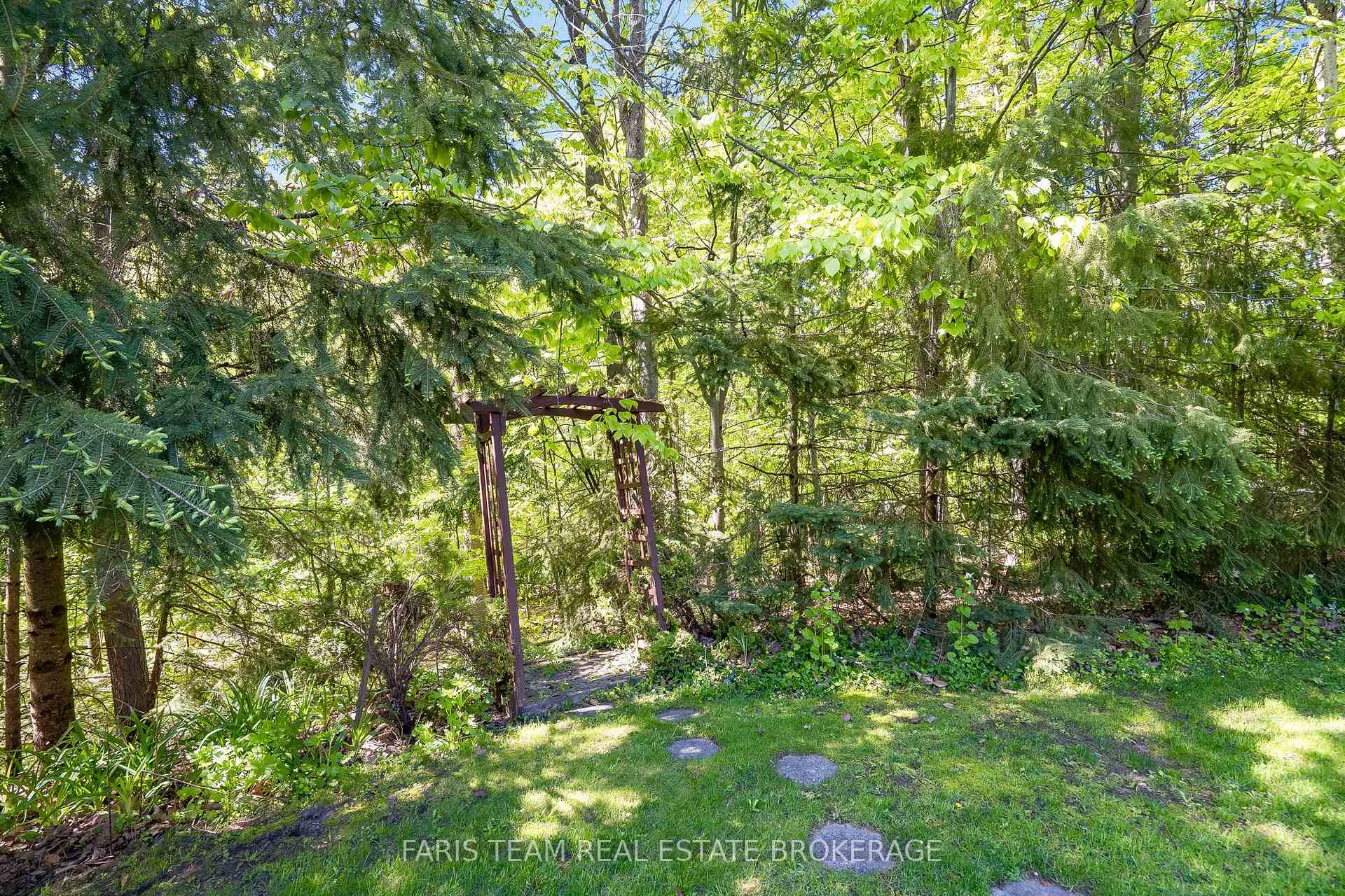 Photo 40 of 2088 Wilkinson Street, Innisfil, Rural Innisfil — HOMEH
