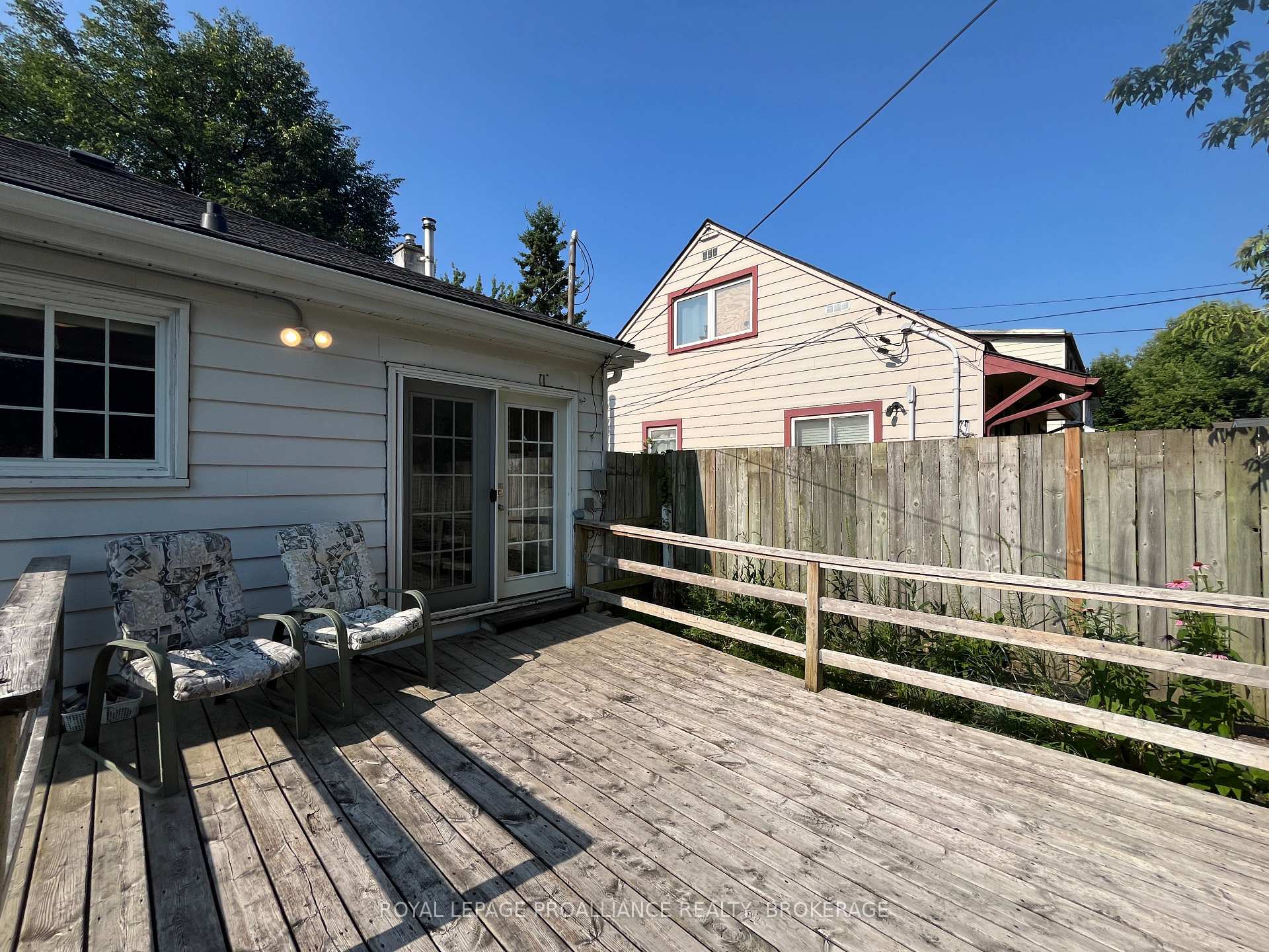Photo 38 of 7 Third Avenue, Kingston, East of Sir John A. Blvd — HOMEH