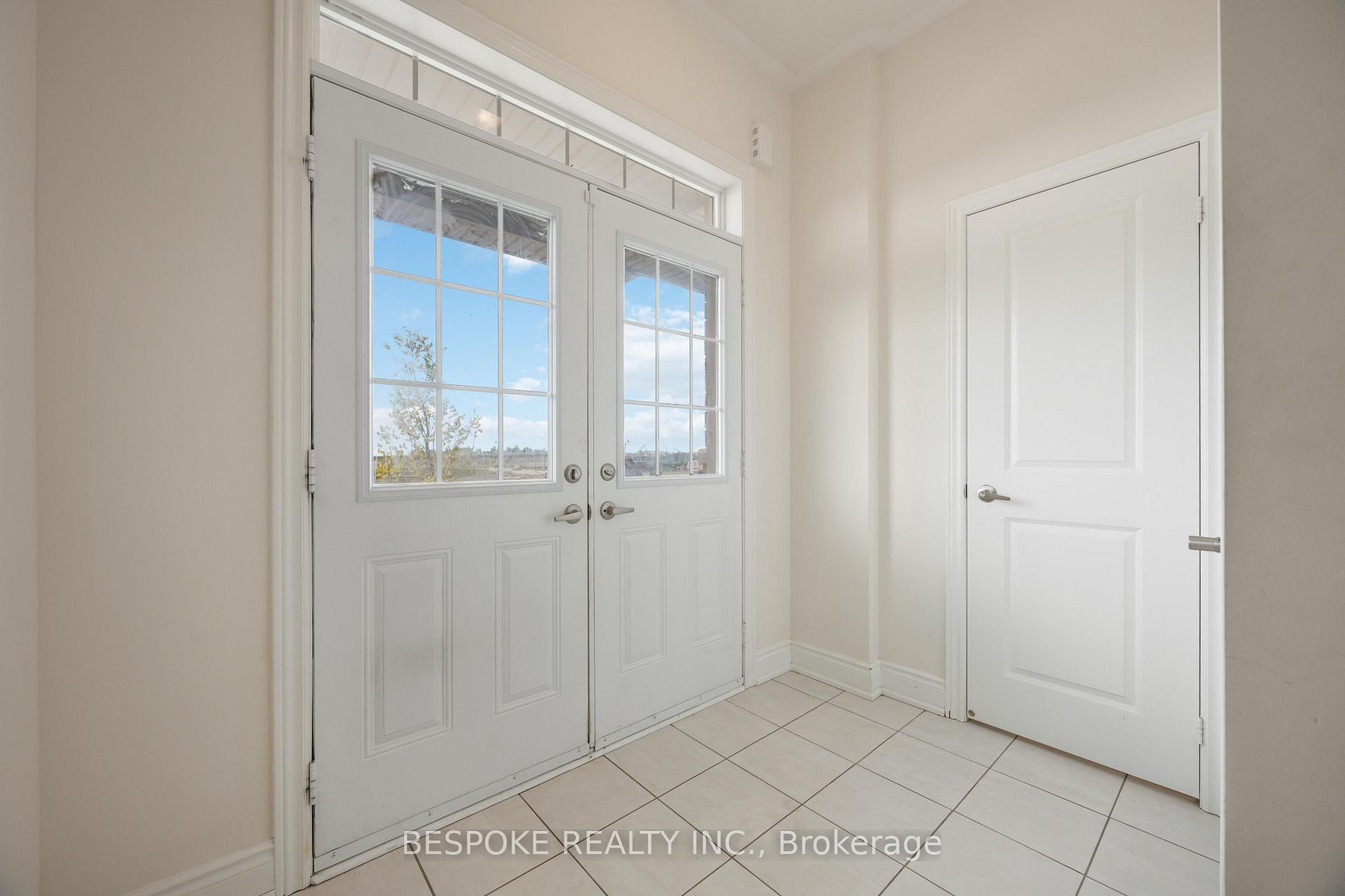 Photo 4 of 2203 Crystal Drive, Oshawa, Kedron — HOMEH