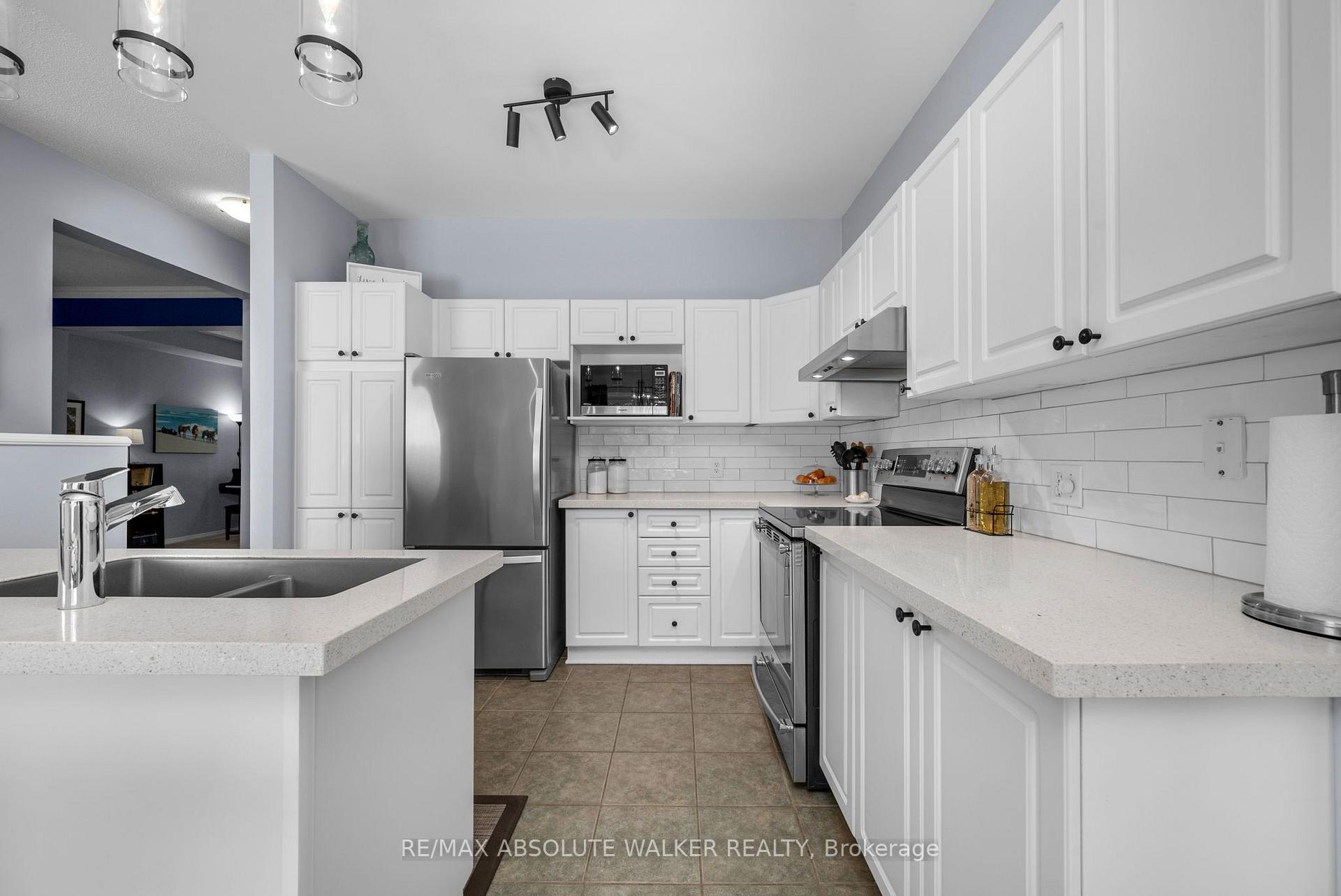 Photo 11 of 75 Calaveras Avenue, Ottawa, Barrhaven - Longfields — HOMEH