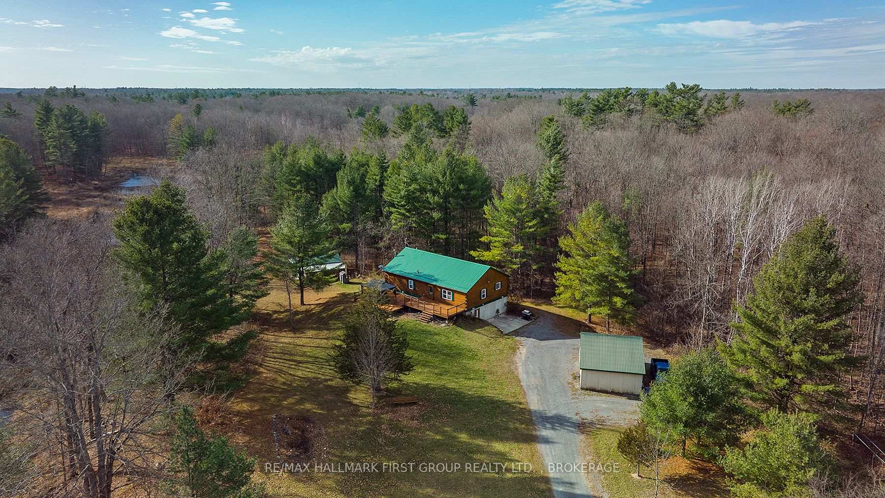 Photo 2 of 2723 Desert Lake Road, Frontenac, Frontenac South — HOMEH