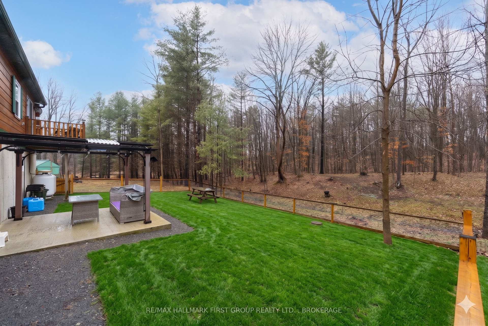 Photo 6 of 2723 Desert Lake Road, Frontenac, Frontenac South — HOMEH