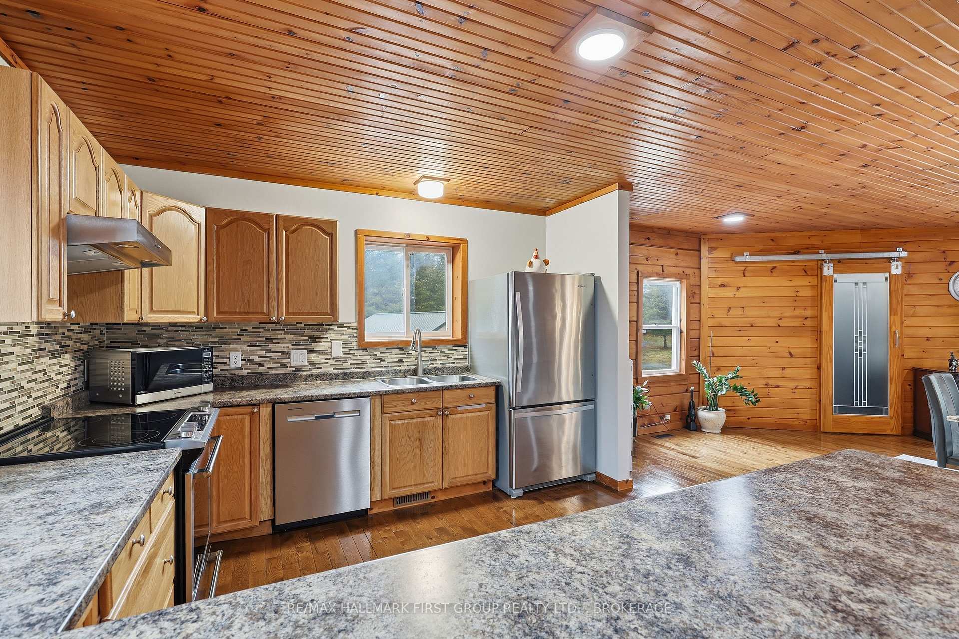 Photo 11 of 2723 Desert Lake Road, Frontenac, Frontenac South — HOMEH