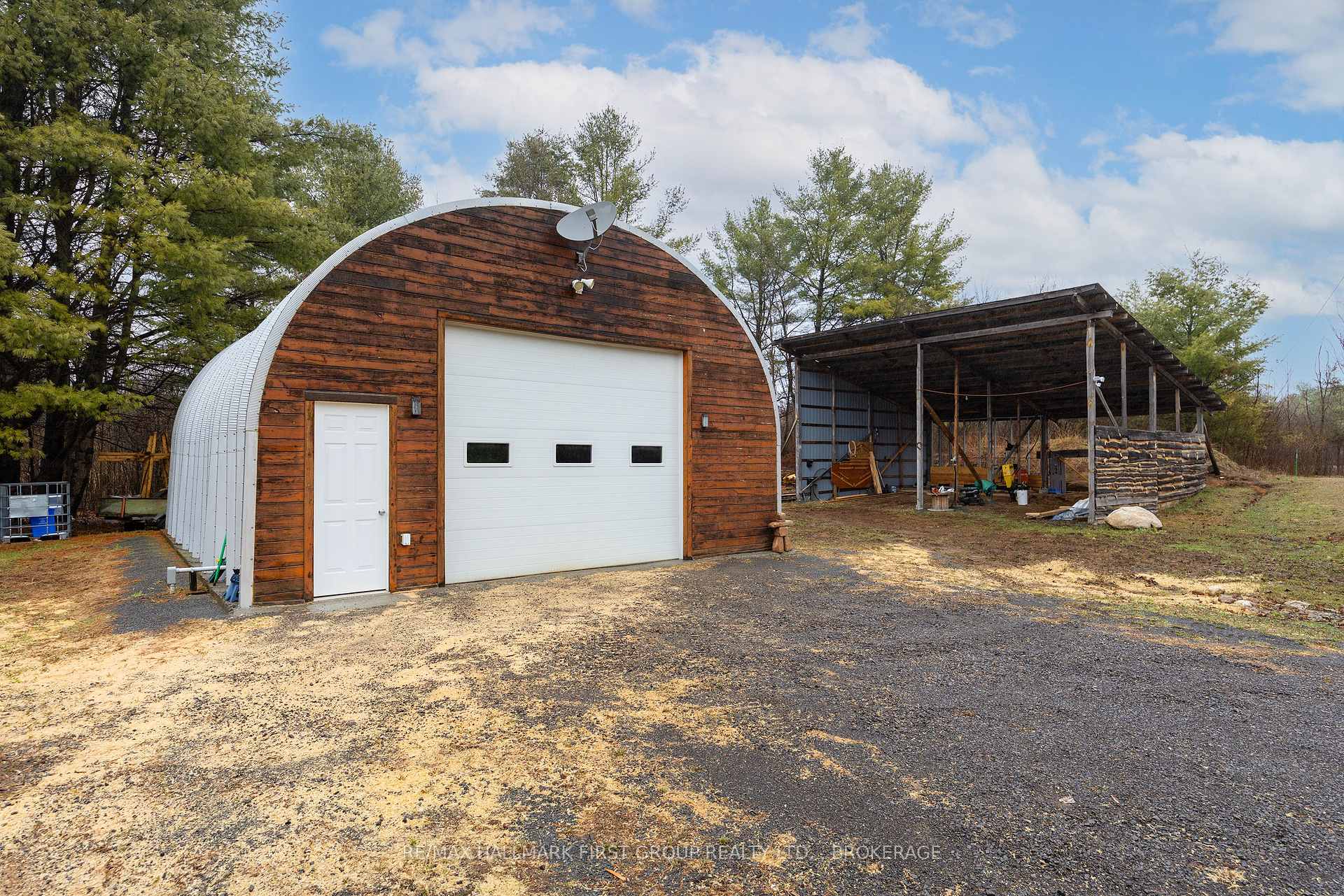 Photo 42 of 2723 Desert Lake Road, Frontenac, Frontenac South — HOMEH