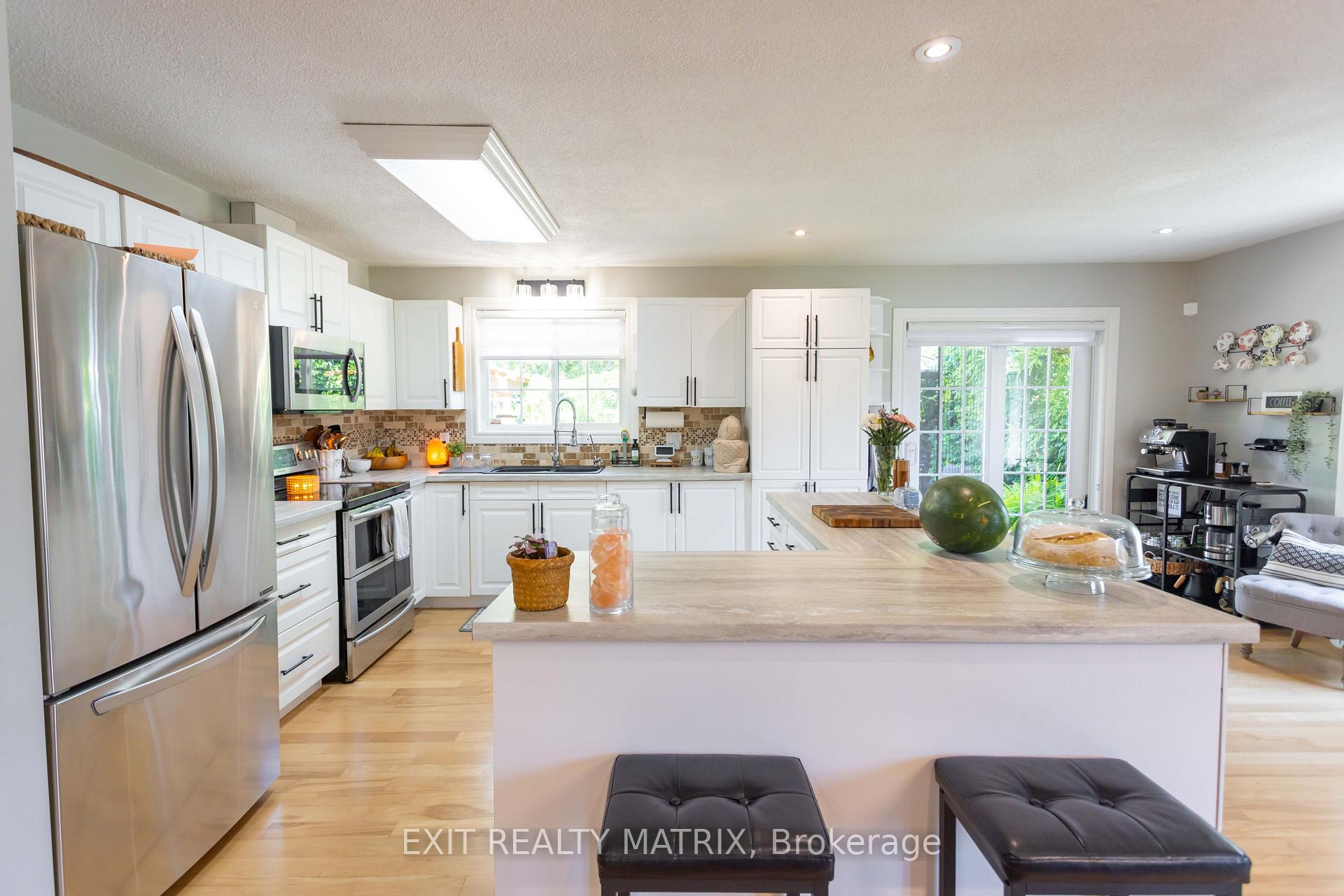 Photo 10 of 8399 Rowan Drive, Ottawa, Metcalfe — HOMEH