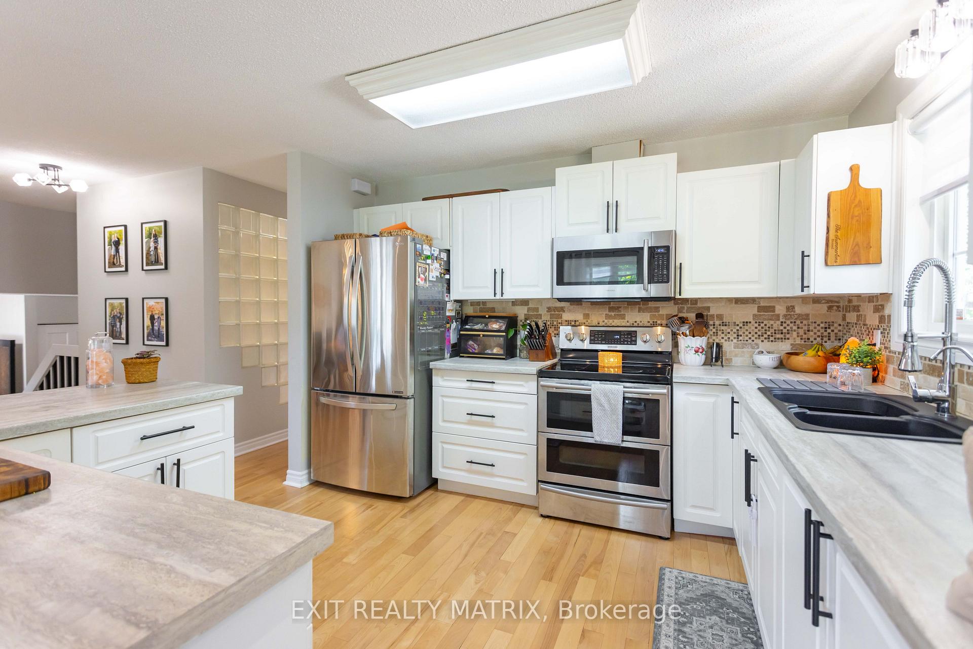 Photo 11 of 8399 Rowan Drive, Ottawa, Metcalfe — HOMEH