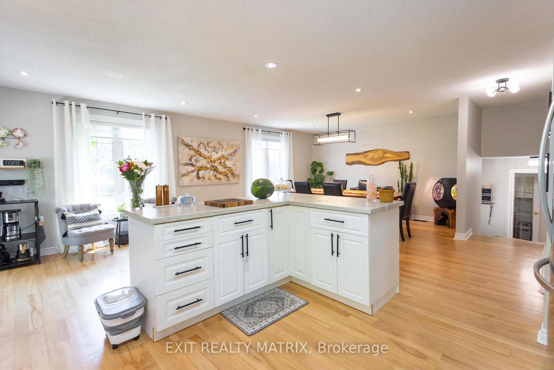 Photo 12 of 8399 Rowan Drive, Ottawa, Metcalfe — HOMEH