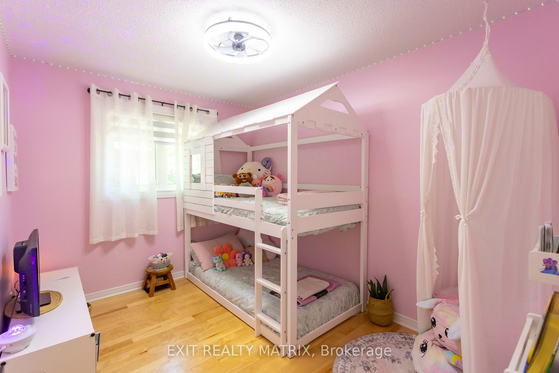 Photo 17 of 8399 Rowan Drive, Ottawa, Metcalfe — HOMEH