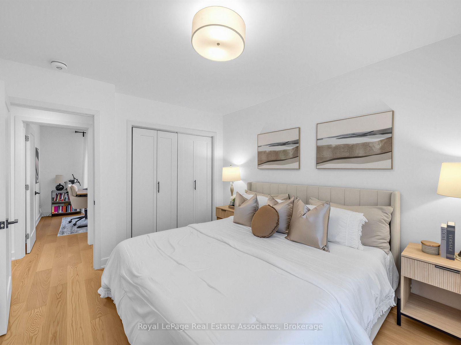 Photo 19 of 25 Treeview Drive, Etobicoke, Alderwood — HOMEH