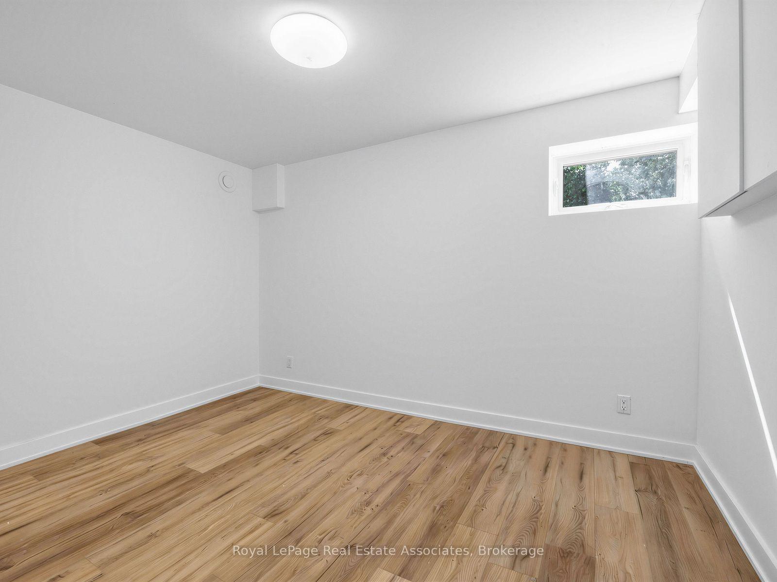 Photo 26 of 25 Treeview Drive, Etobicoke, Alderwood — HOMEH