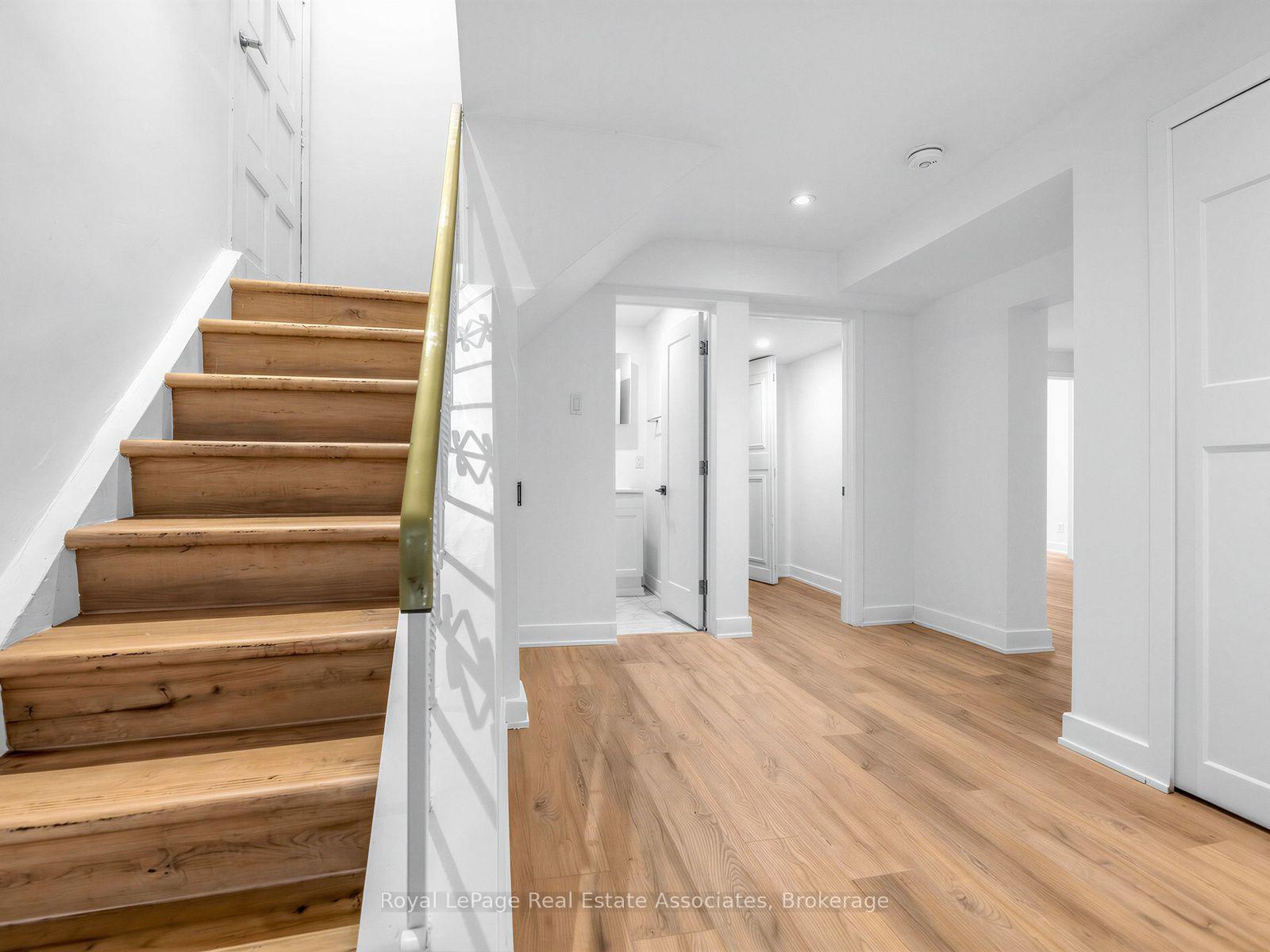 Photo 27 of 25 Treeview Drive, Etobicoke, Alderwood — HOMEH