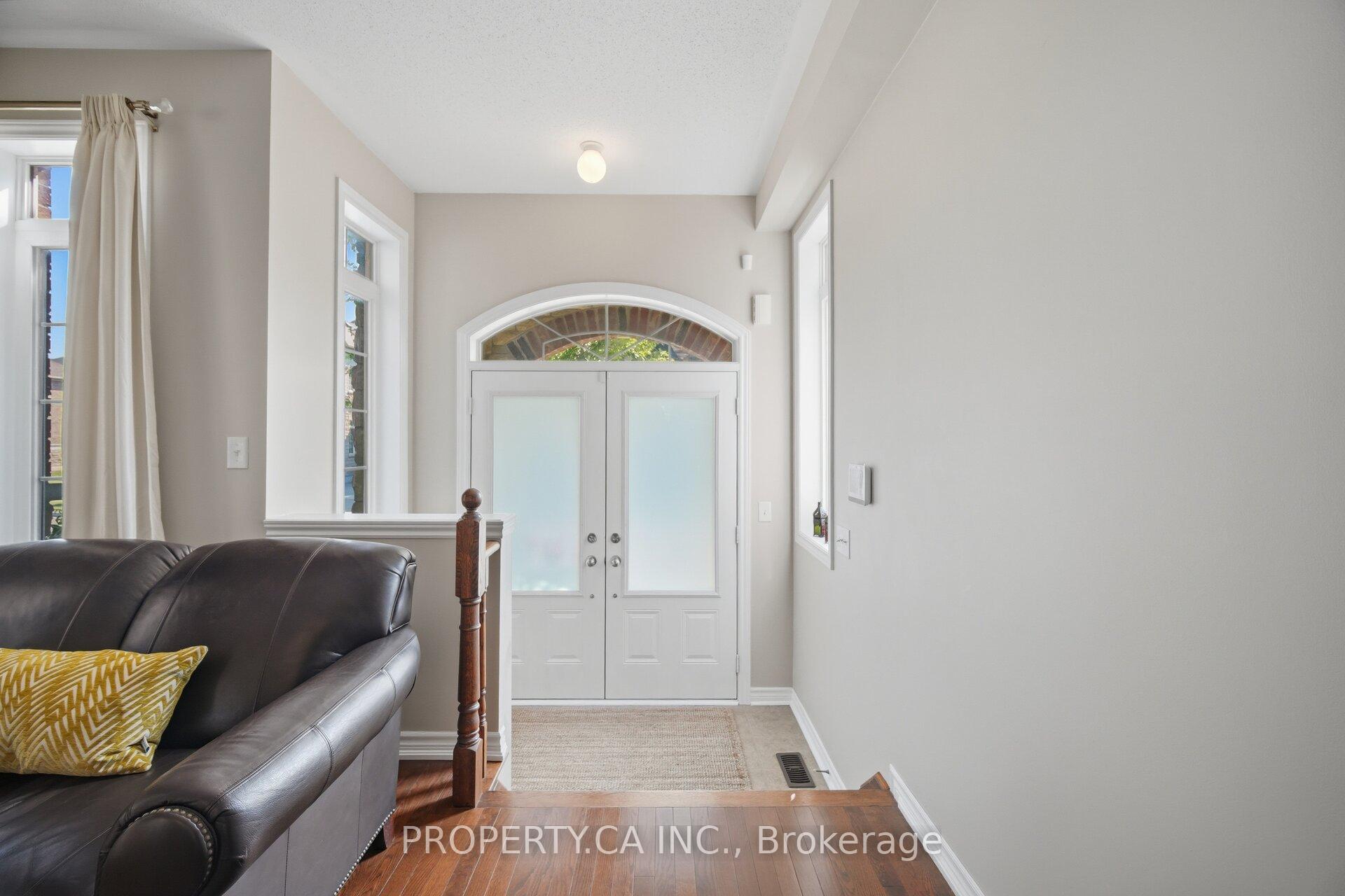 Photo 5 of 46 Fred Mclaren Boulevard, Markham, Wismer — HOMEH
