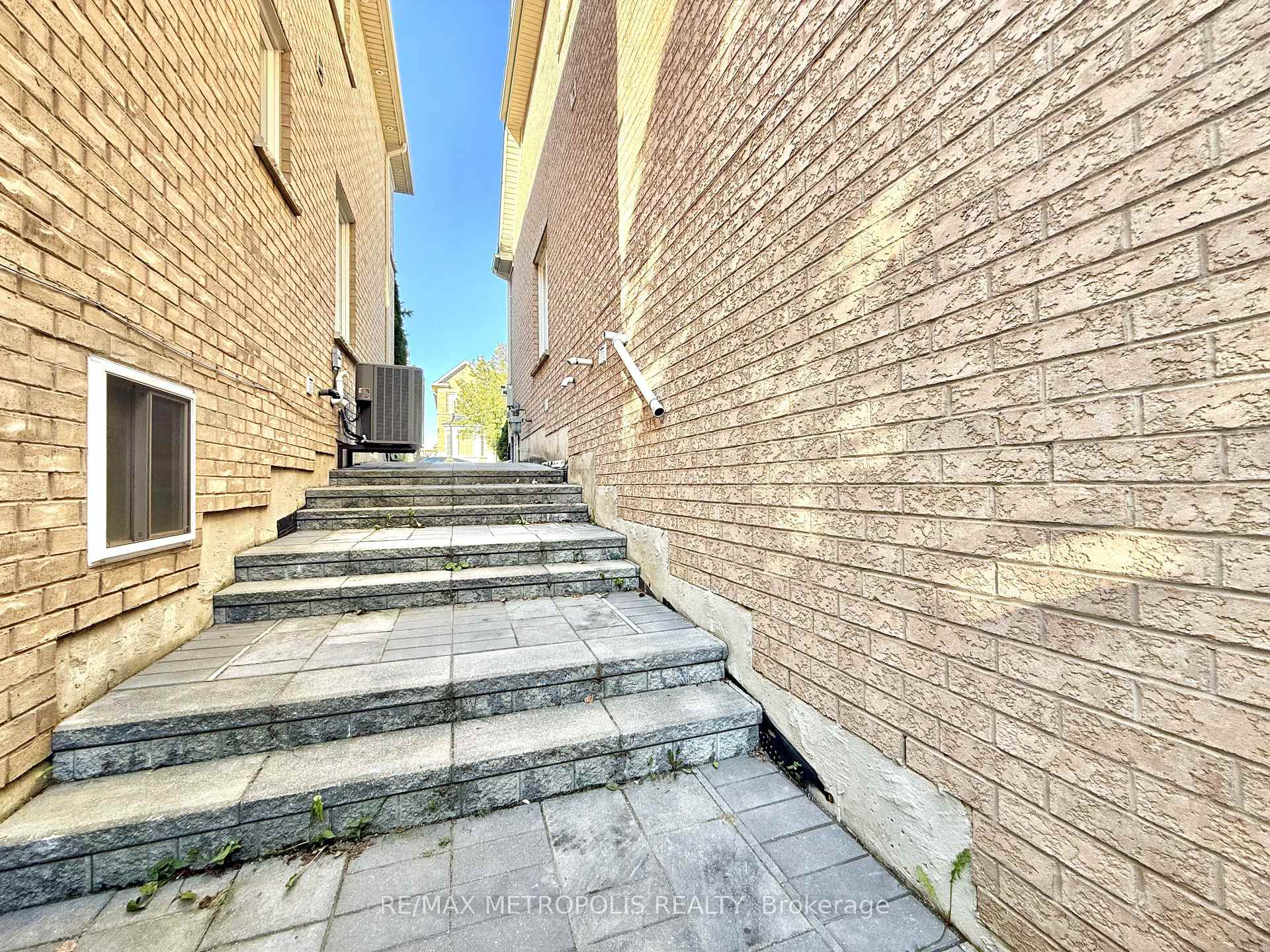 Photo 12 of Unit BSMT, 235 Riverwalk Drive, Markham, Box Grove — HOMEH