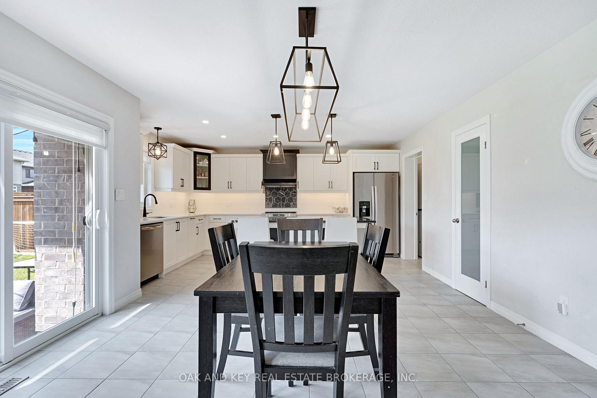 Photo 11 of 48 Ambrosia Path, St. Thomas — HOMEH